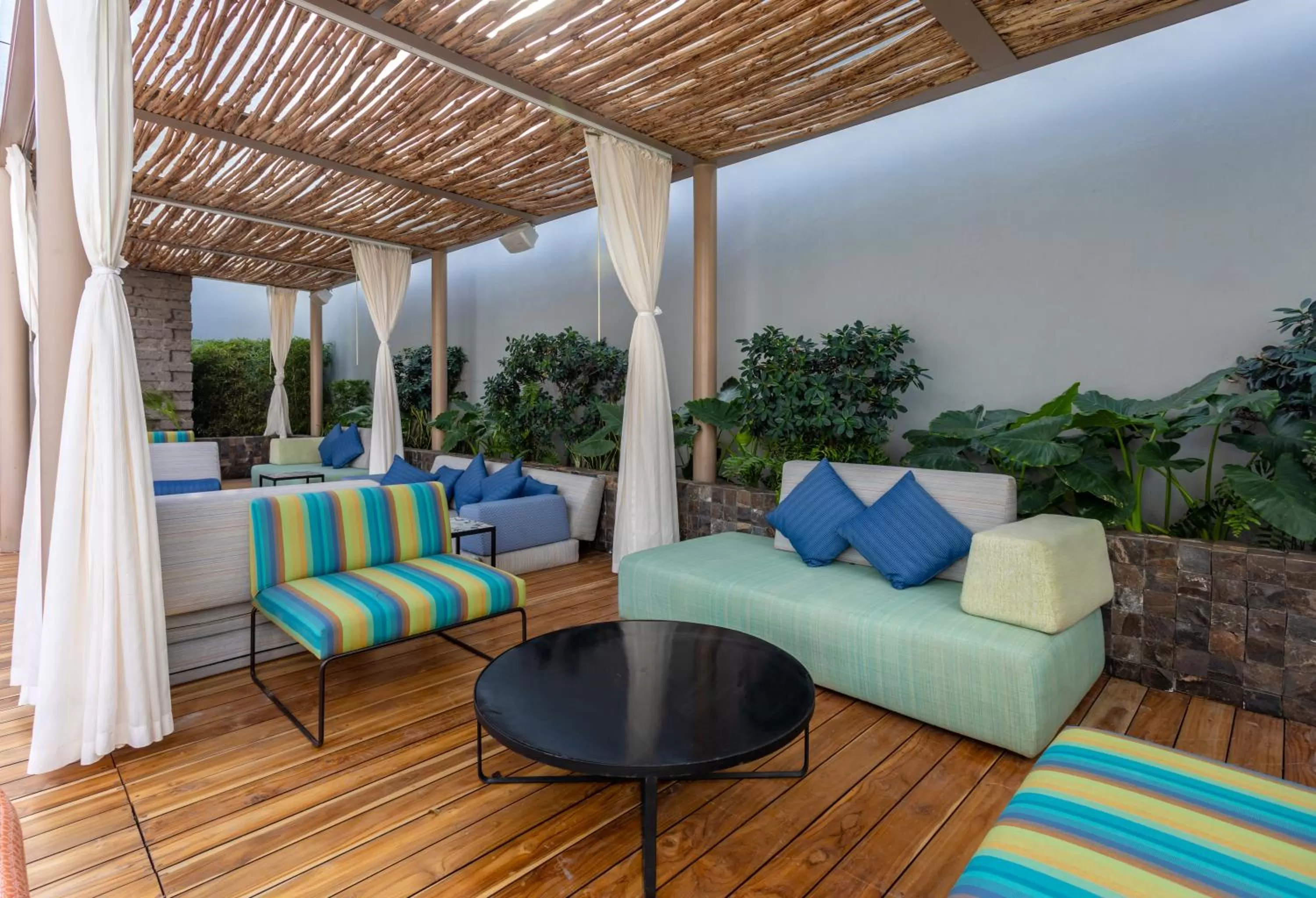 Swimming pool in Hyatt Centric San Salvador