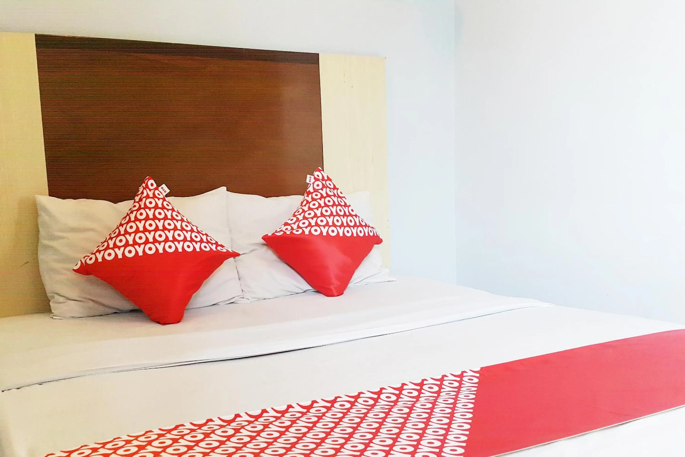 Standard Double Room in OYO 1088 Hotel Mega Sentosa