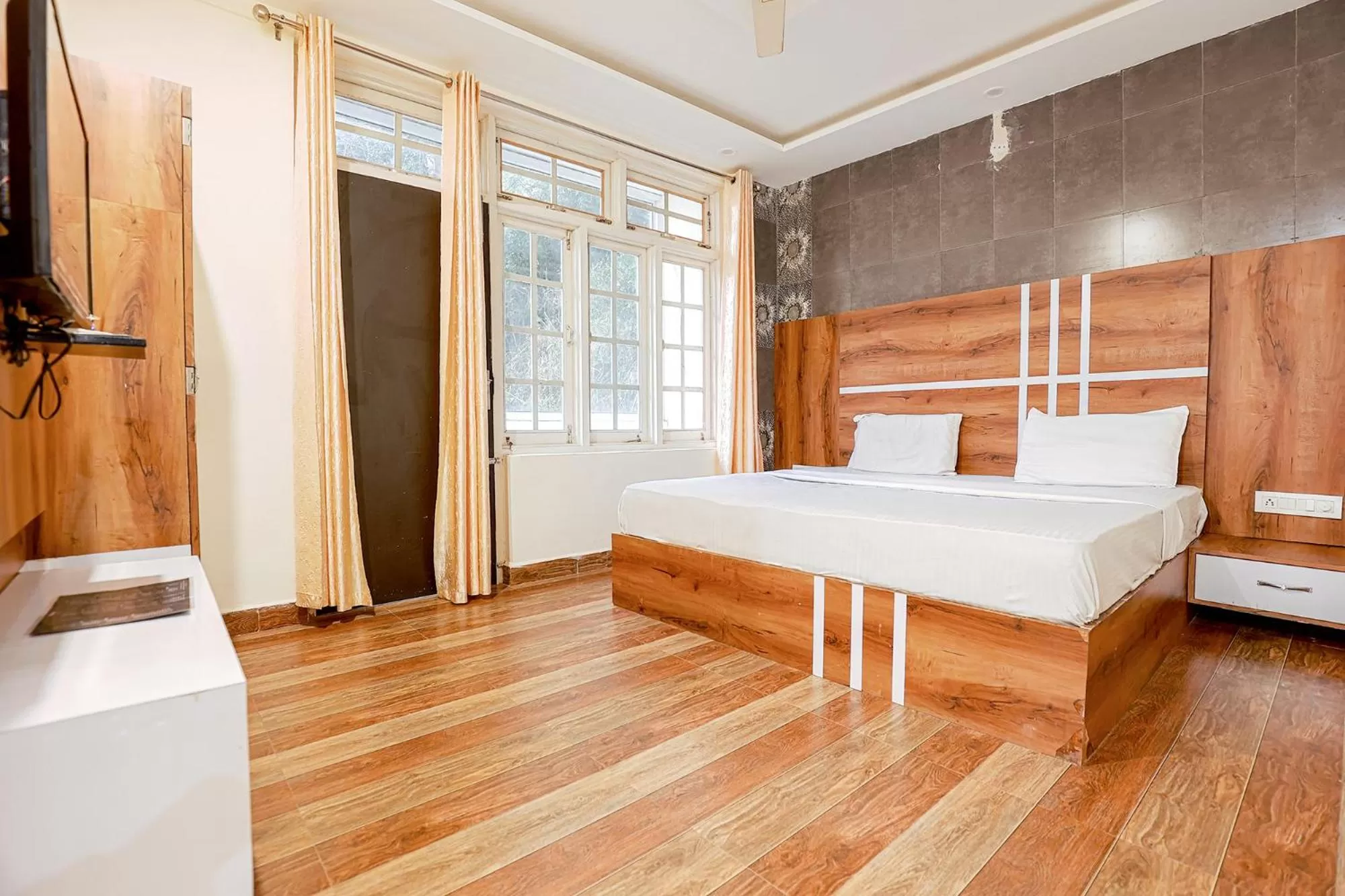 Bedroom, Bed in FabHotel Green Origins