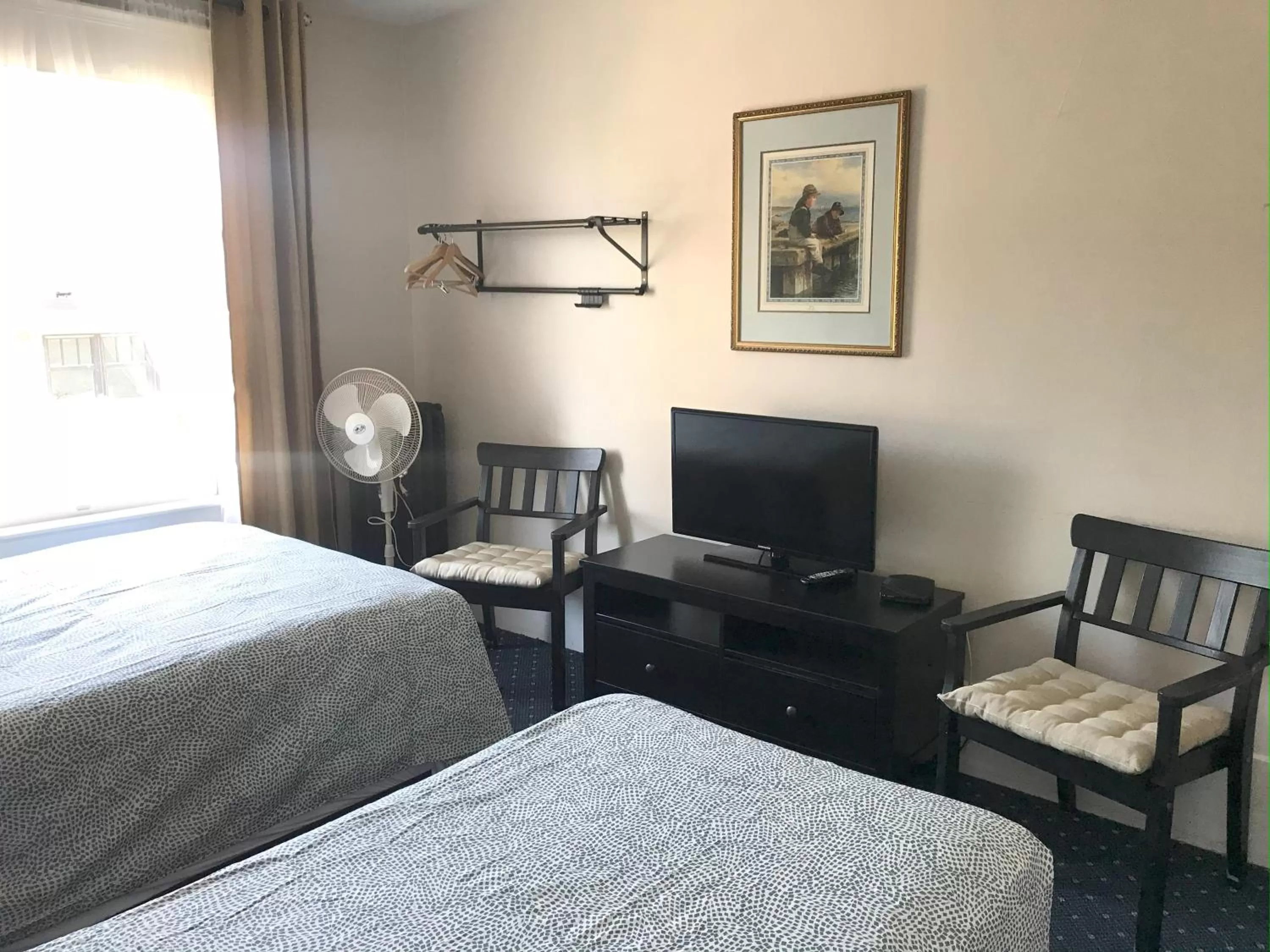 Bed in Windsor Guest House