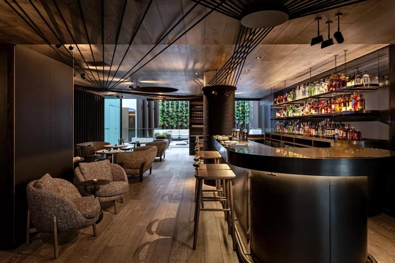 Restaurant/places to eat in The Londoner