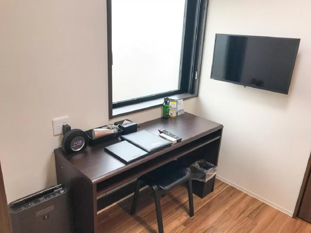 TV and multimedia in HOTEL LiVEMAX BUDGET Nagoya Shinkansen-guchi