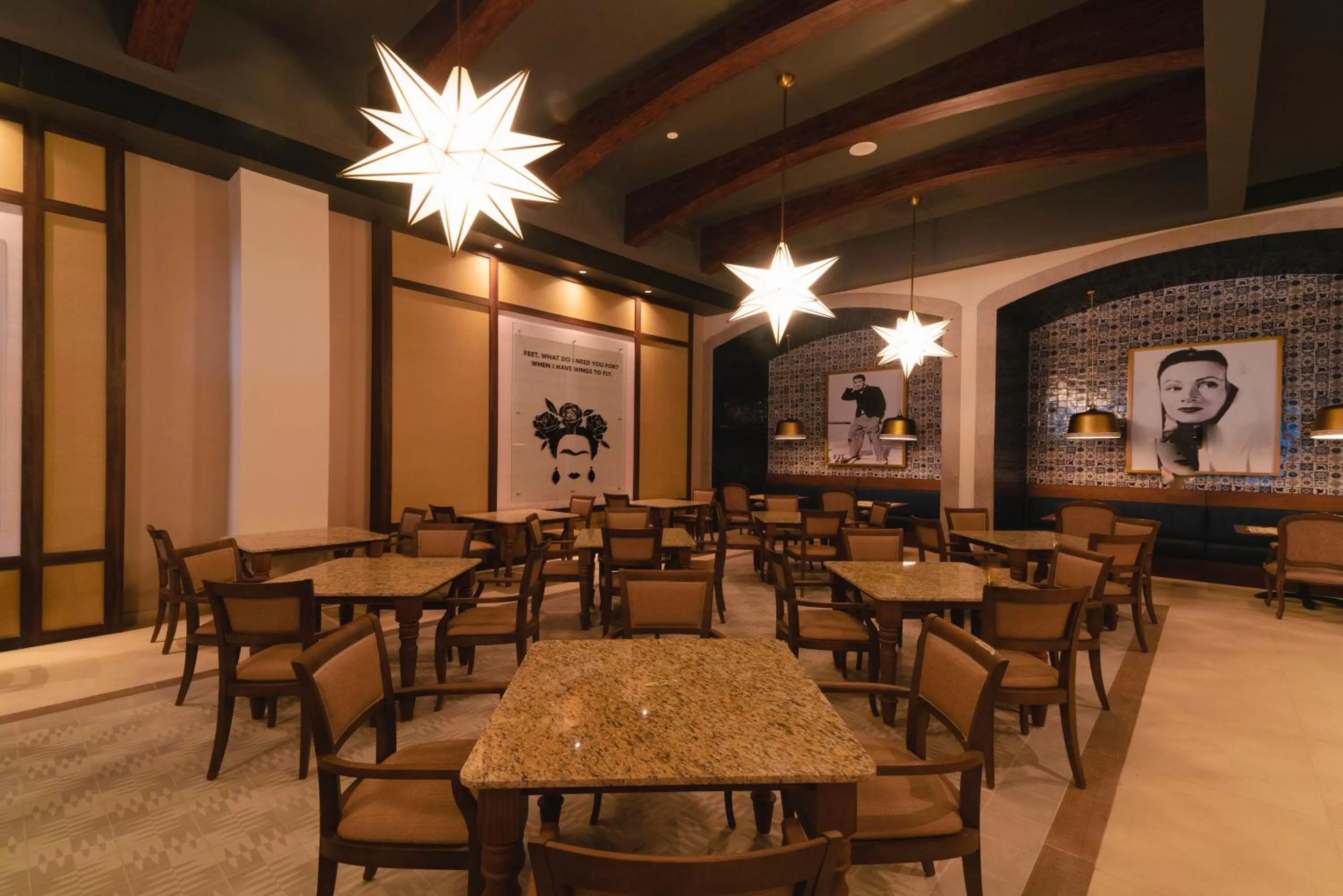 Restaurant/places to eat in Planet Hollywood Cancun by Royalton, An Autograph Collection All-Inclusive Resort