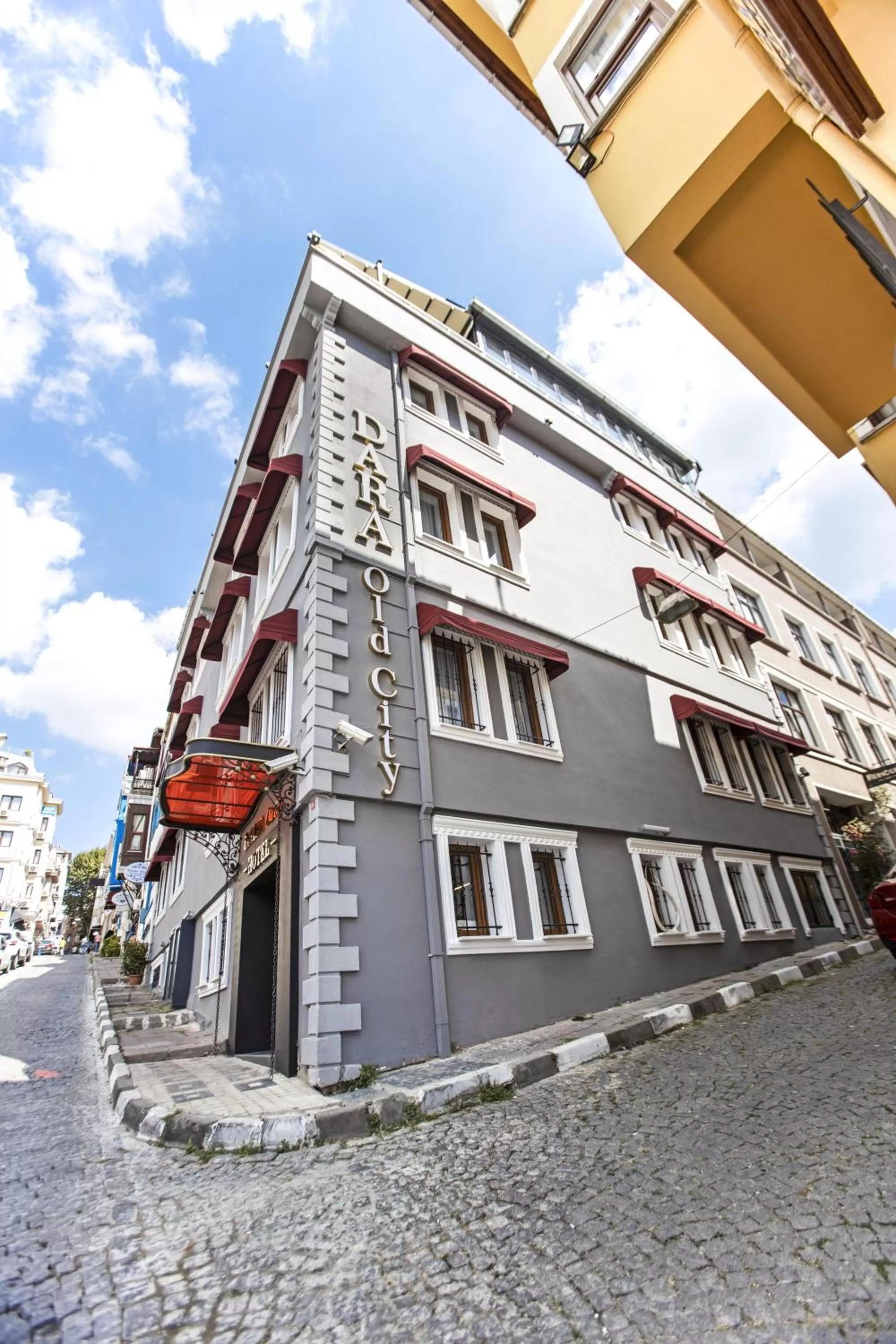 Facade/entrance in Dara Old City Hotel