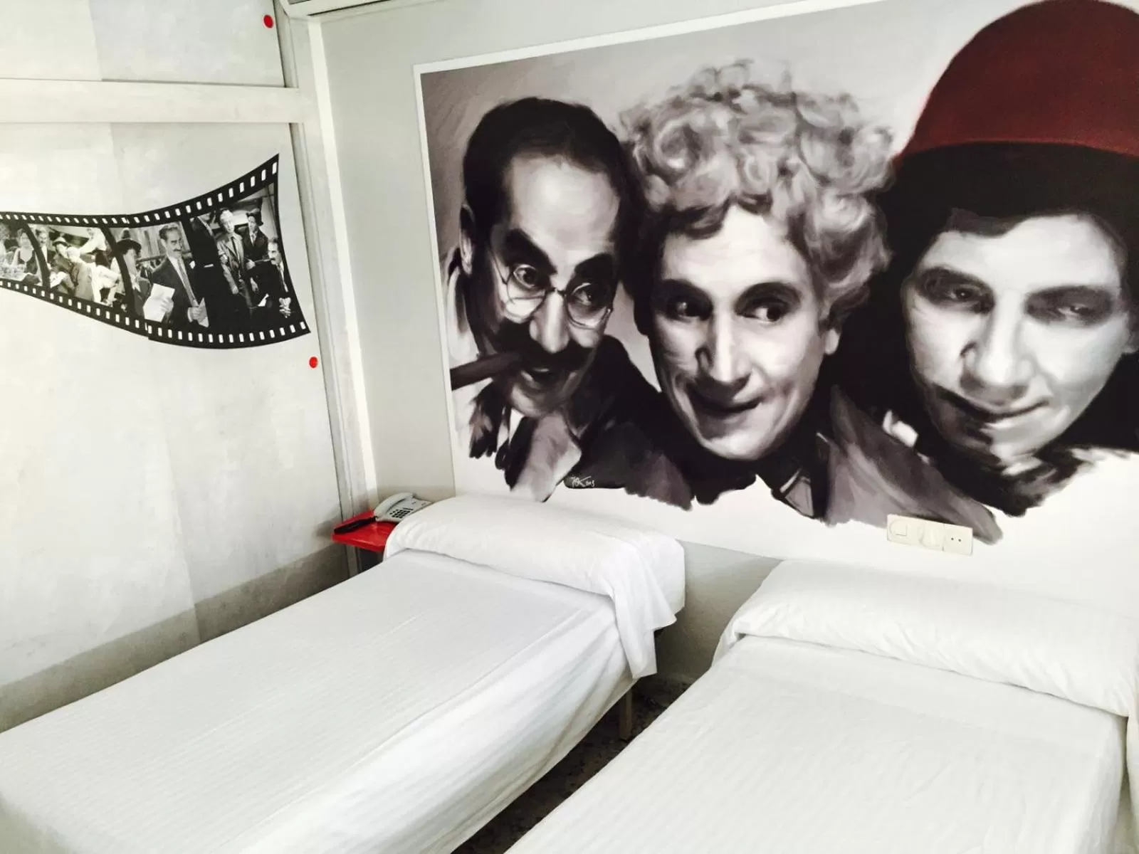Photo of the whole room, Bed in Hotel Sur Utopia