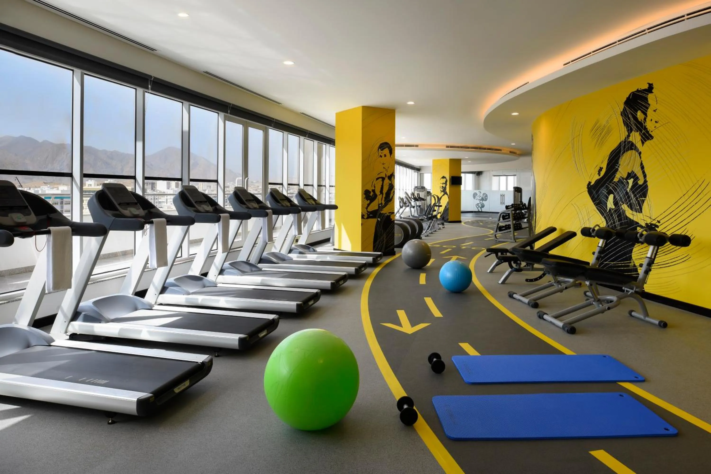 Fitness centre/facilities in Fraser Suites Muscat