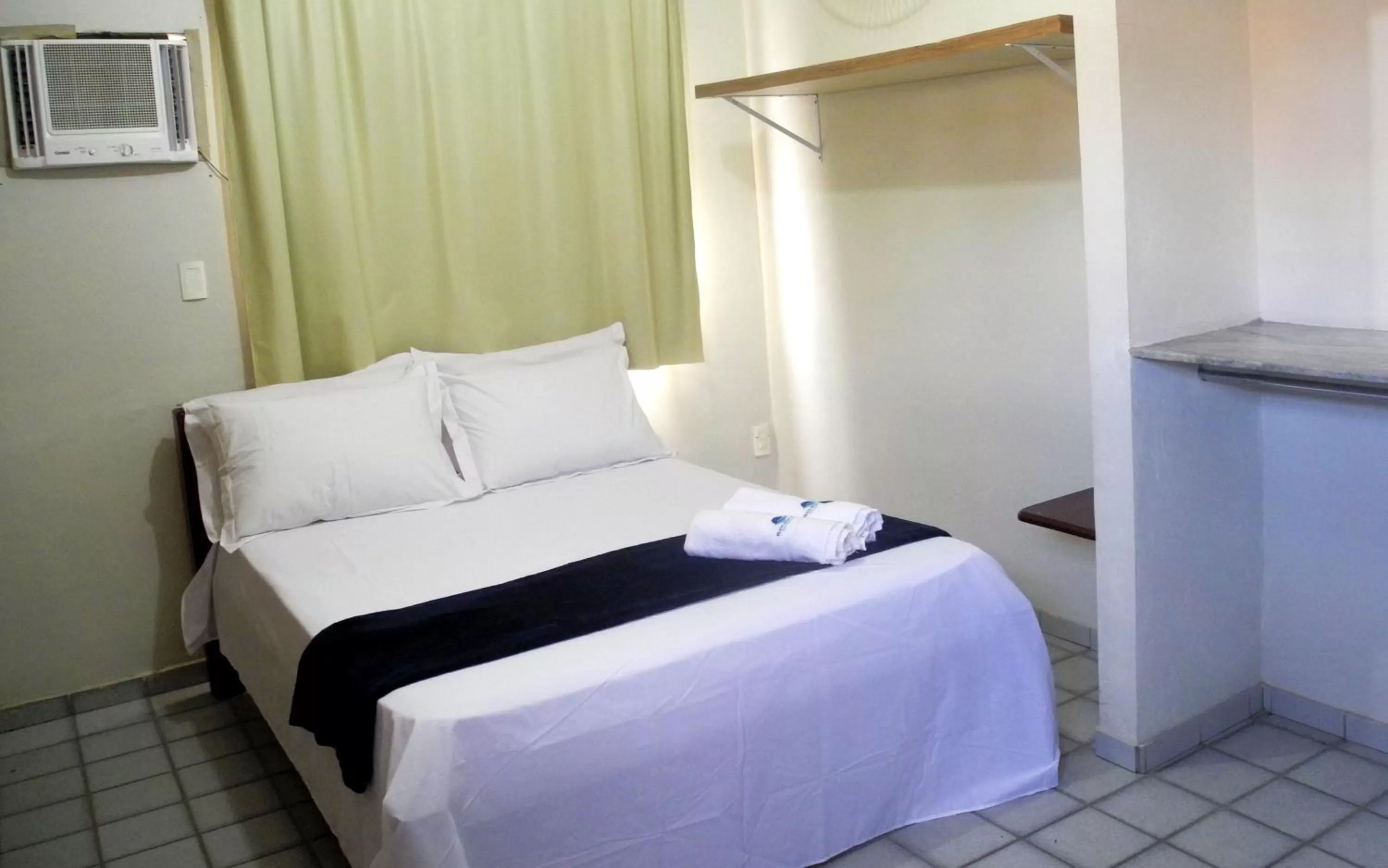 Bed in Praia Apart Hotel