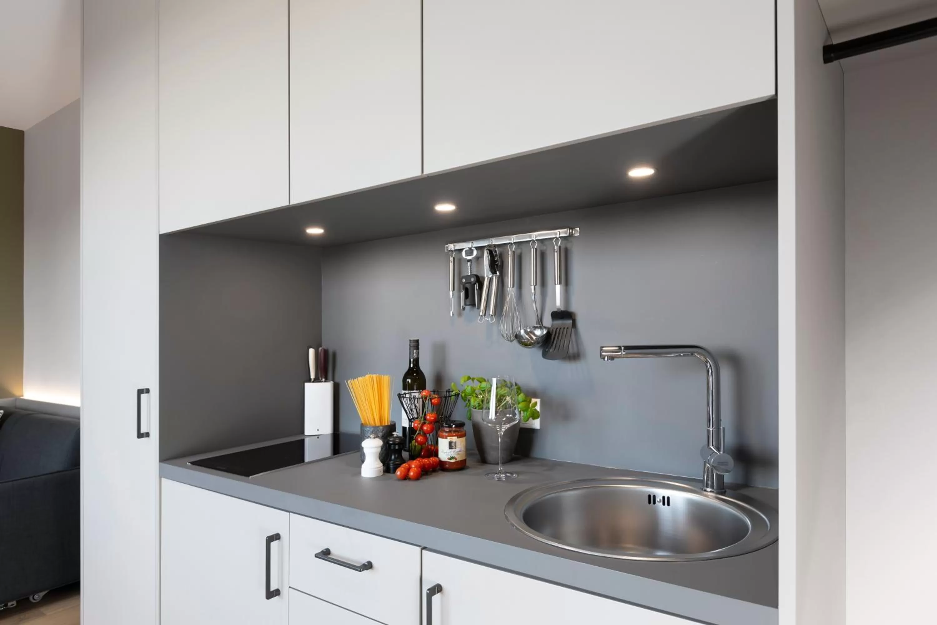 Kitchen or kitchenette in zeitwohnhaus SUITE-HOTEL & SERVICED APARTMENTS