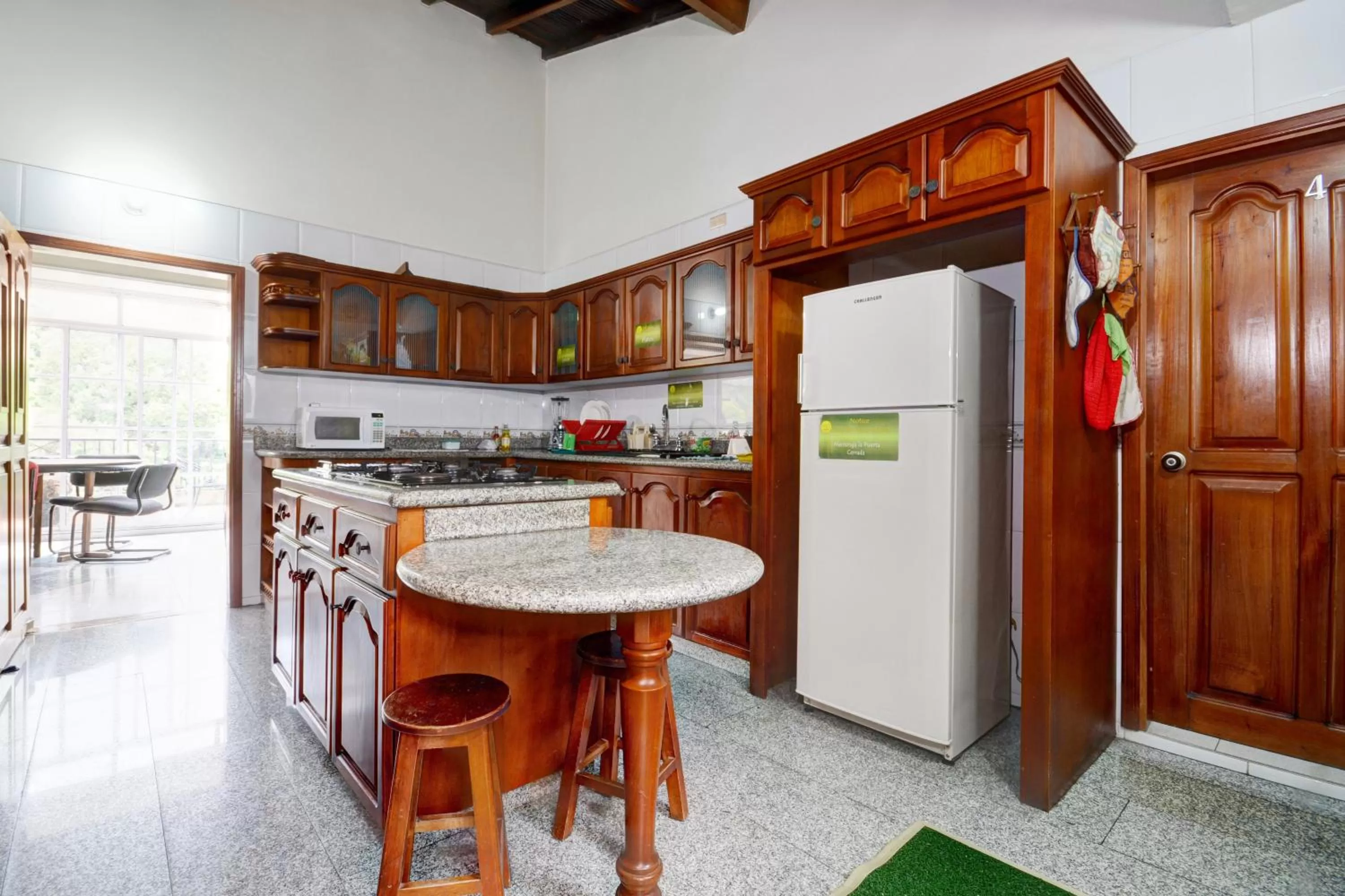 Kitchen or kitchenette in Sam'S VIP Hostel San Gil