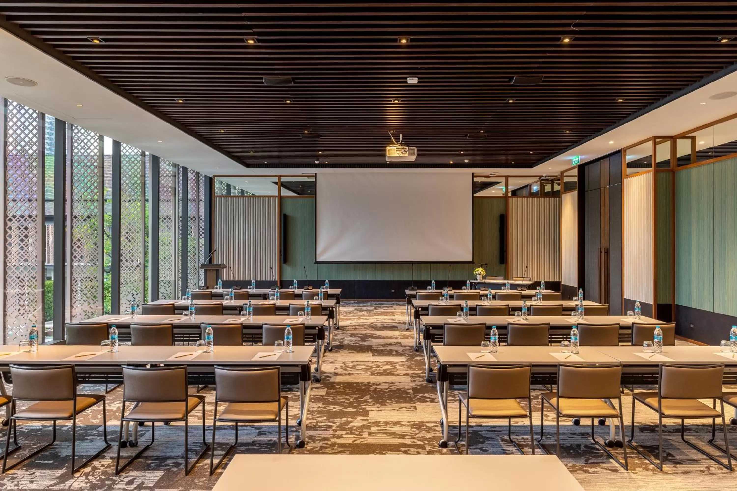 Meeting/conference room in Villa Deva Resort & Hotel Bangkok
