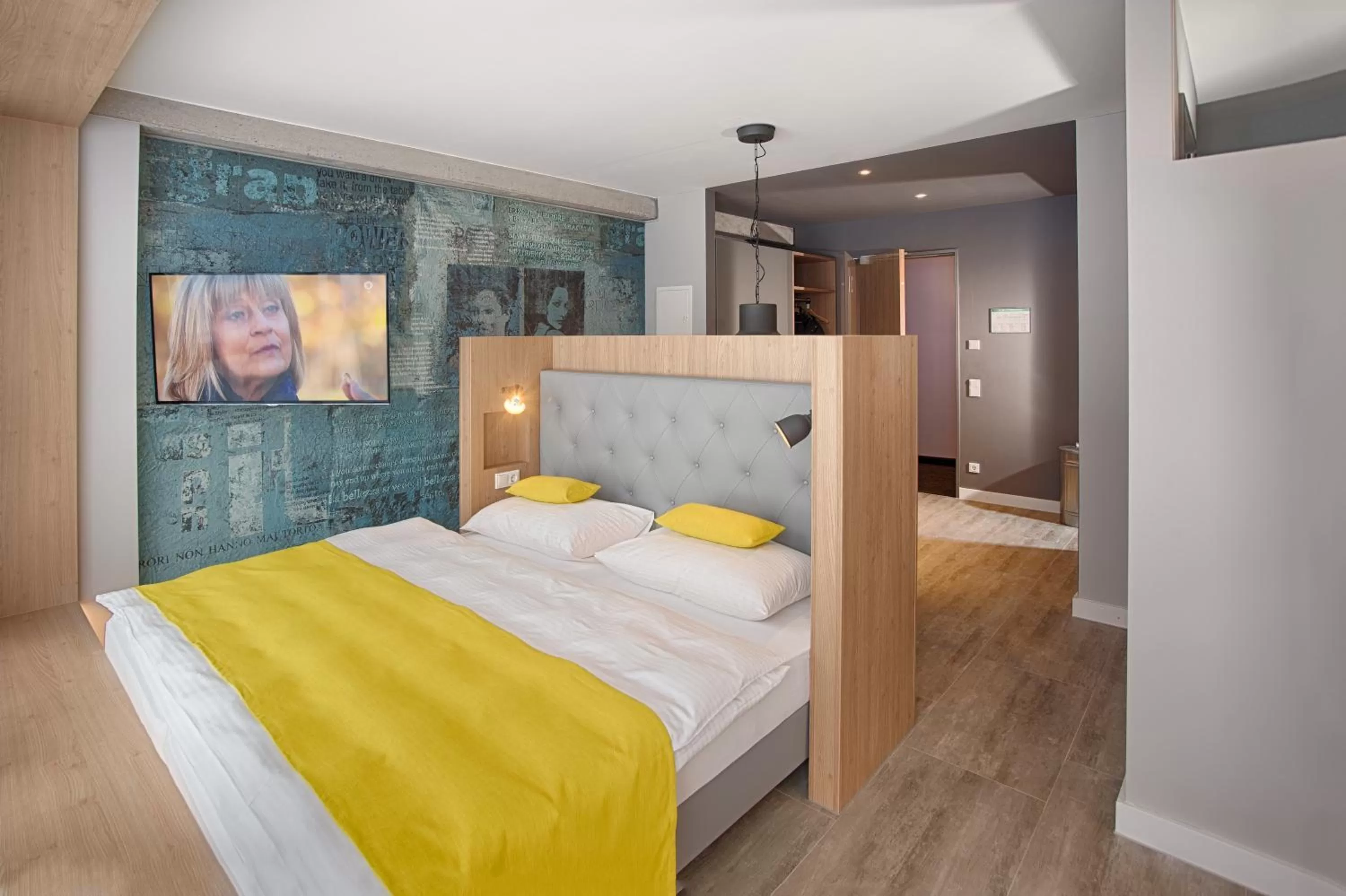 Apartment with Terrace and kitchenette (4 Adults) in MLOFT Apartments München