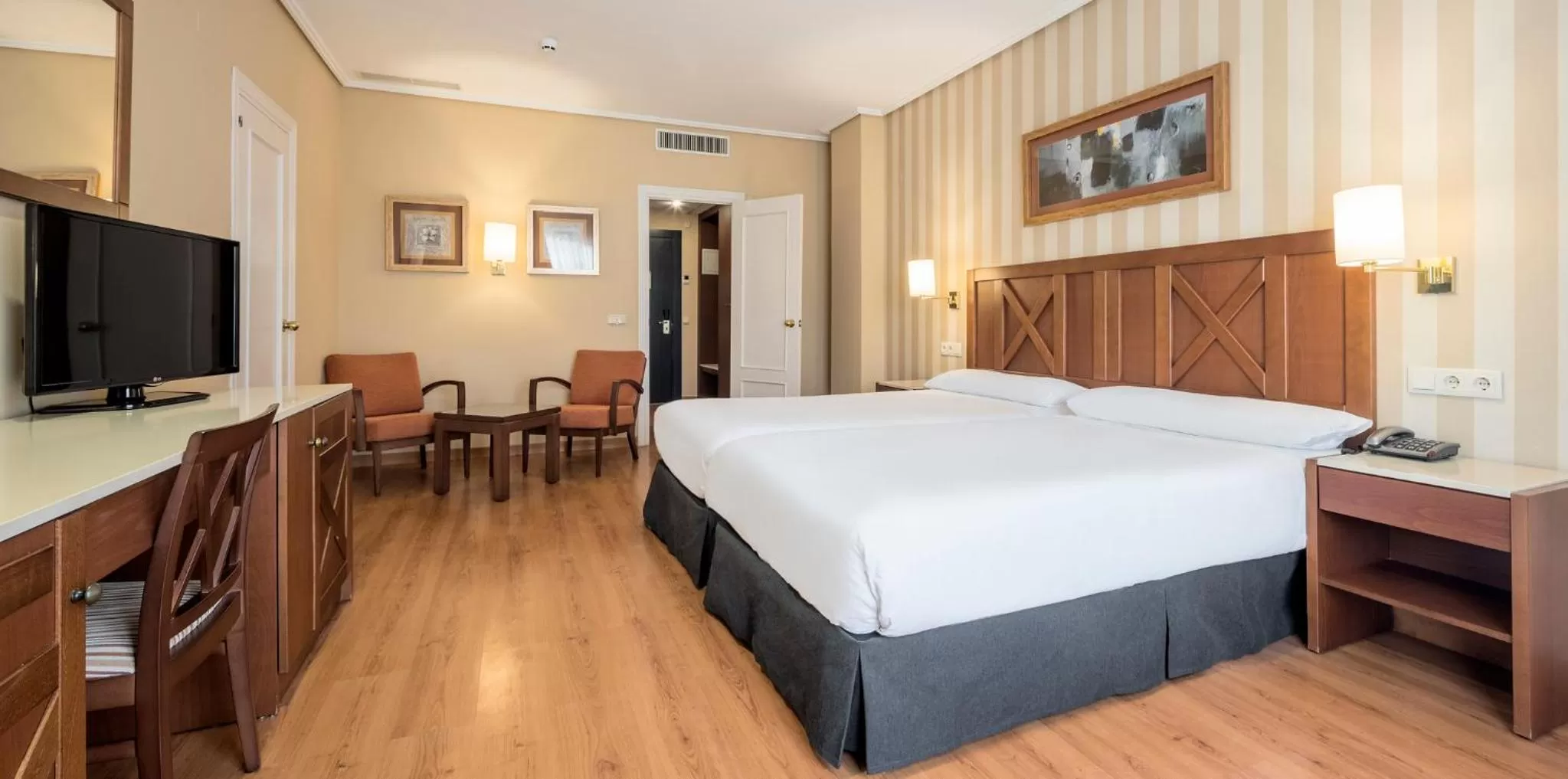 Bedroom, Bed in Ilunion Alcora Sevilla