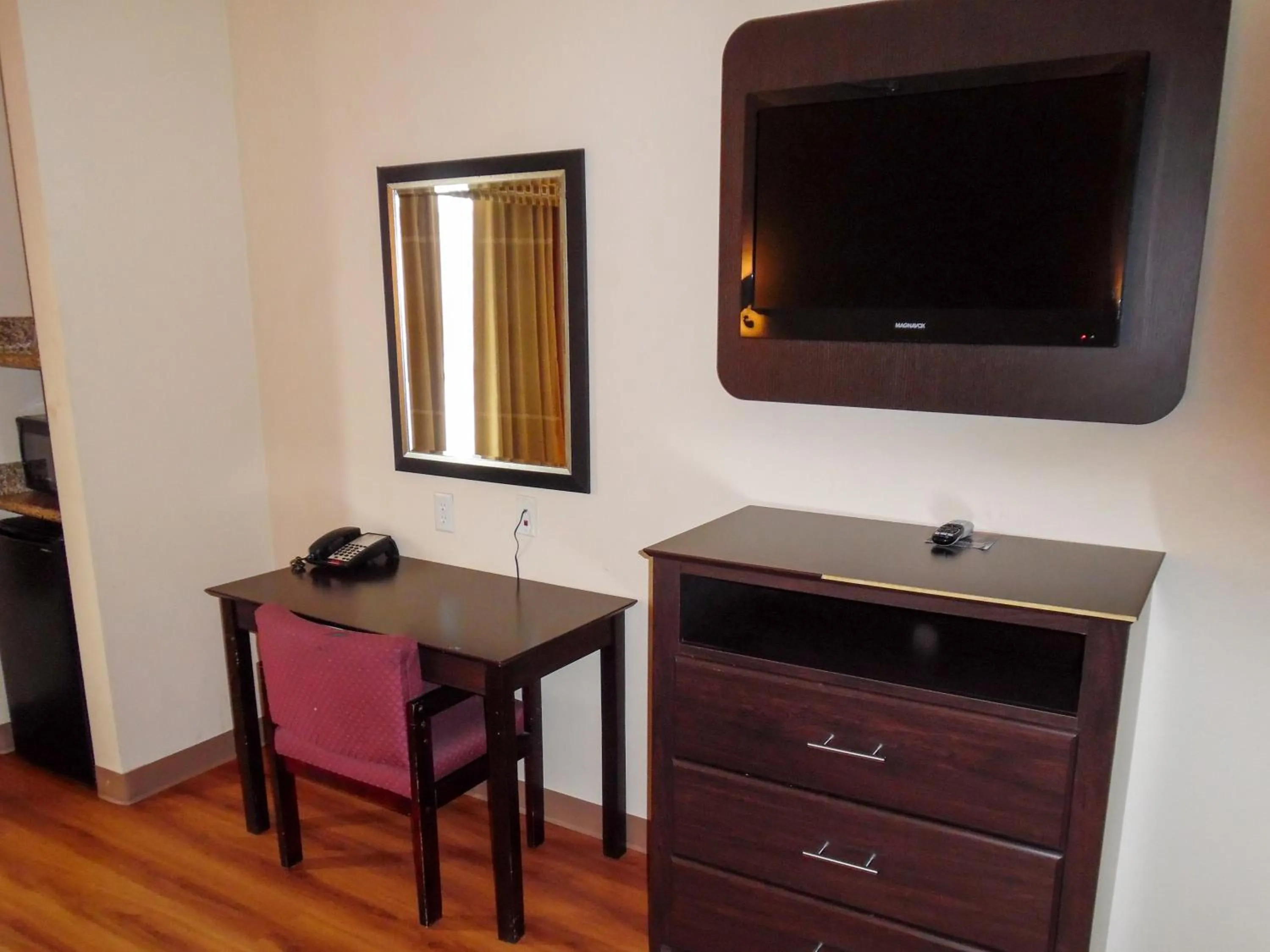 Bedroom in Motel 6-Fort Worth, TX