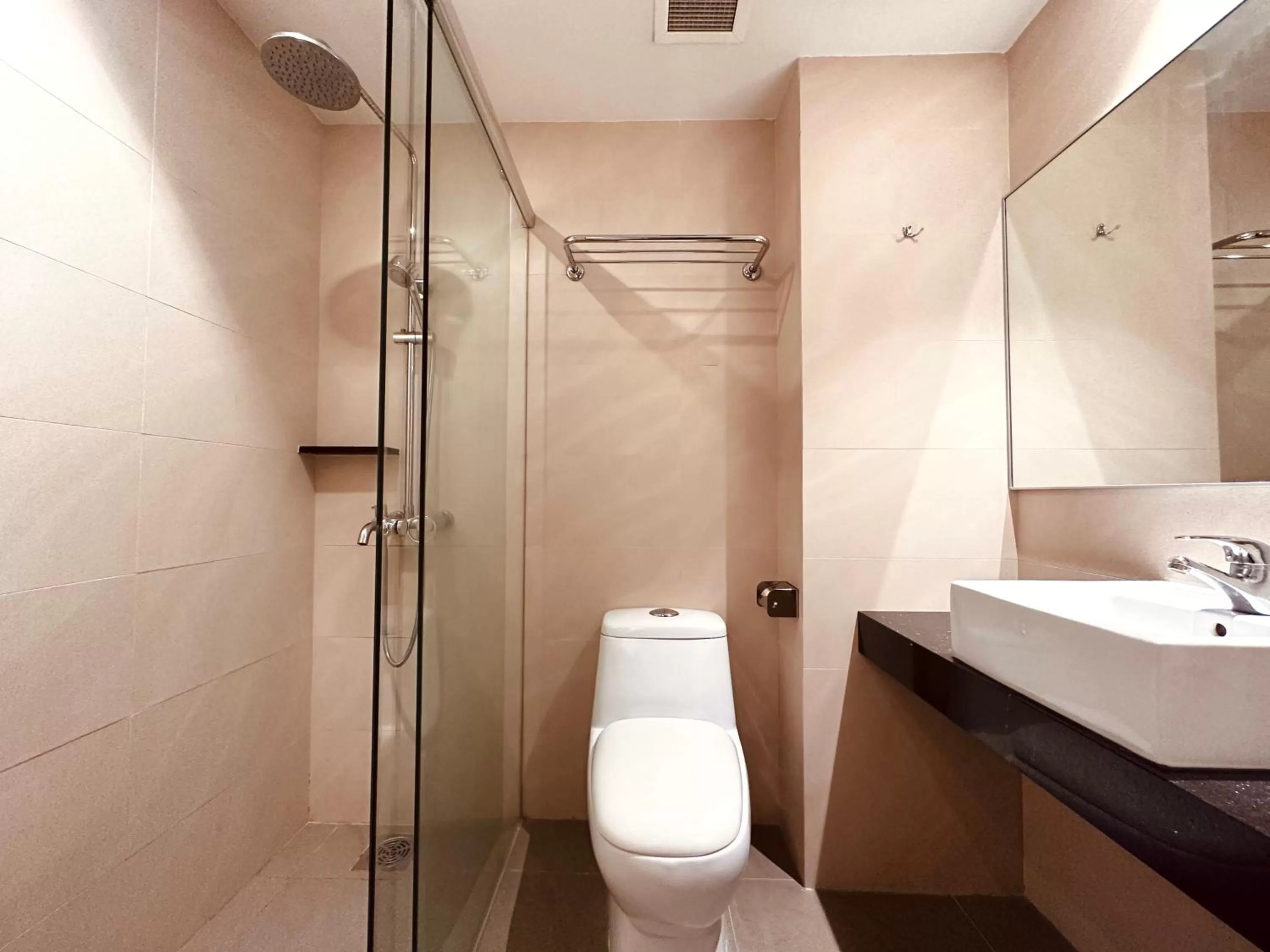 Bathroom in Park View Hotel