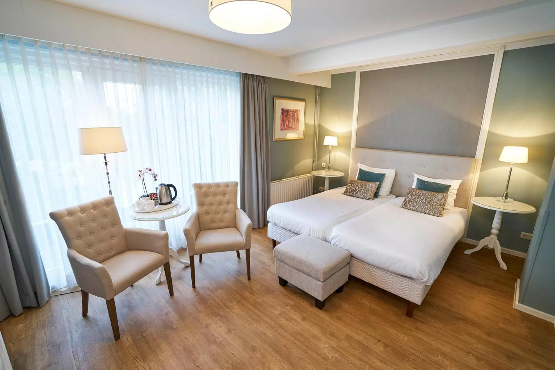 Seating area, Bed in Hotel Brull