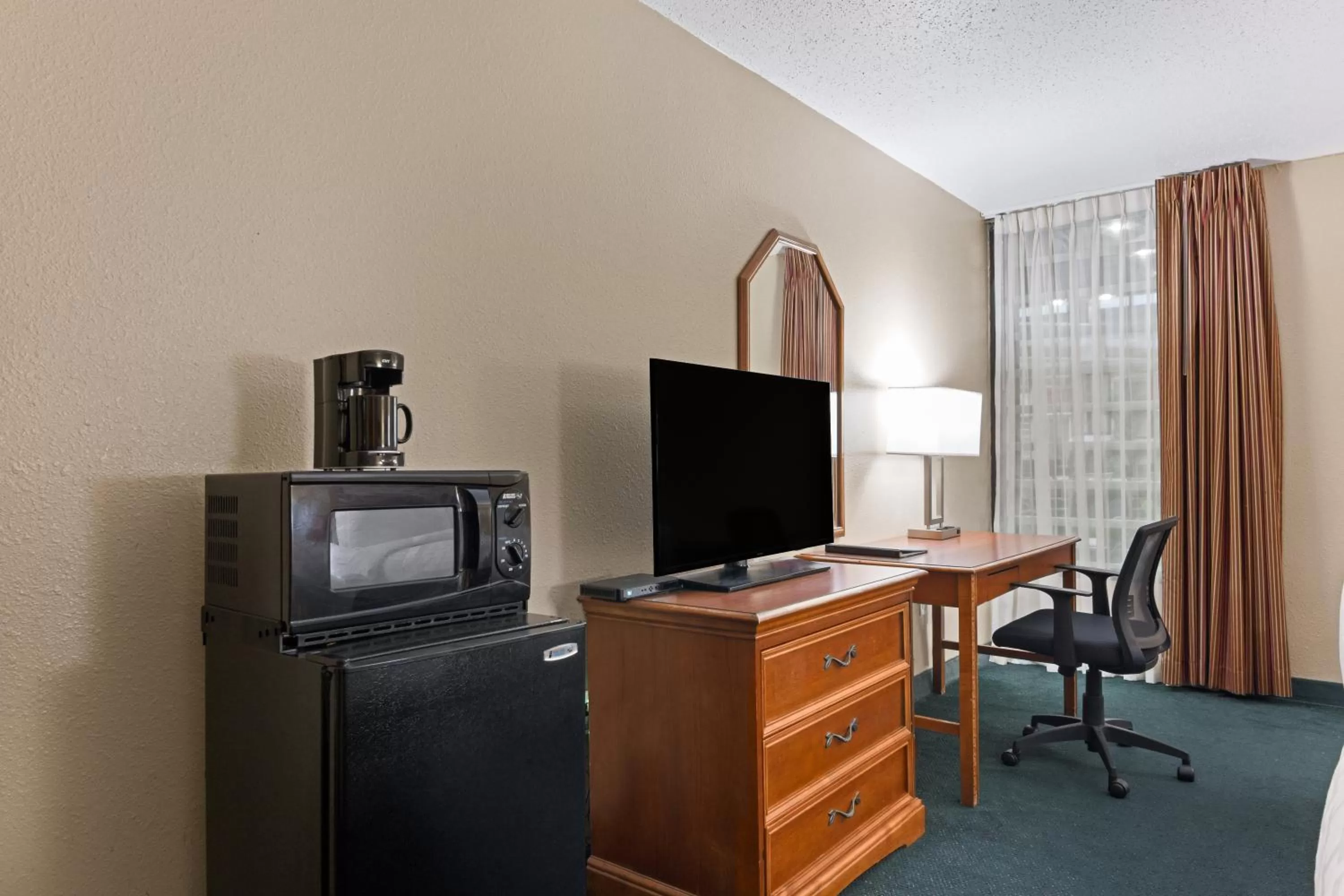 TV and multimedia in LeBossier Hotel