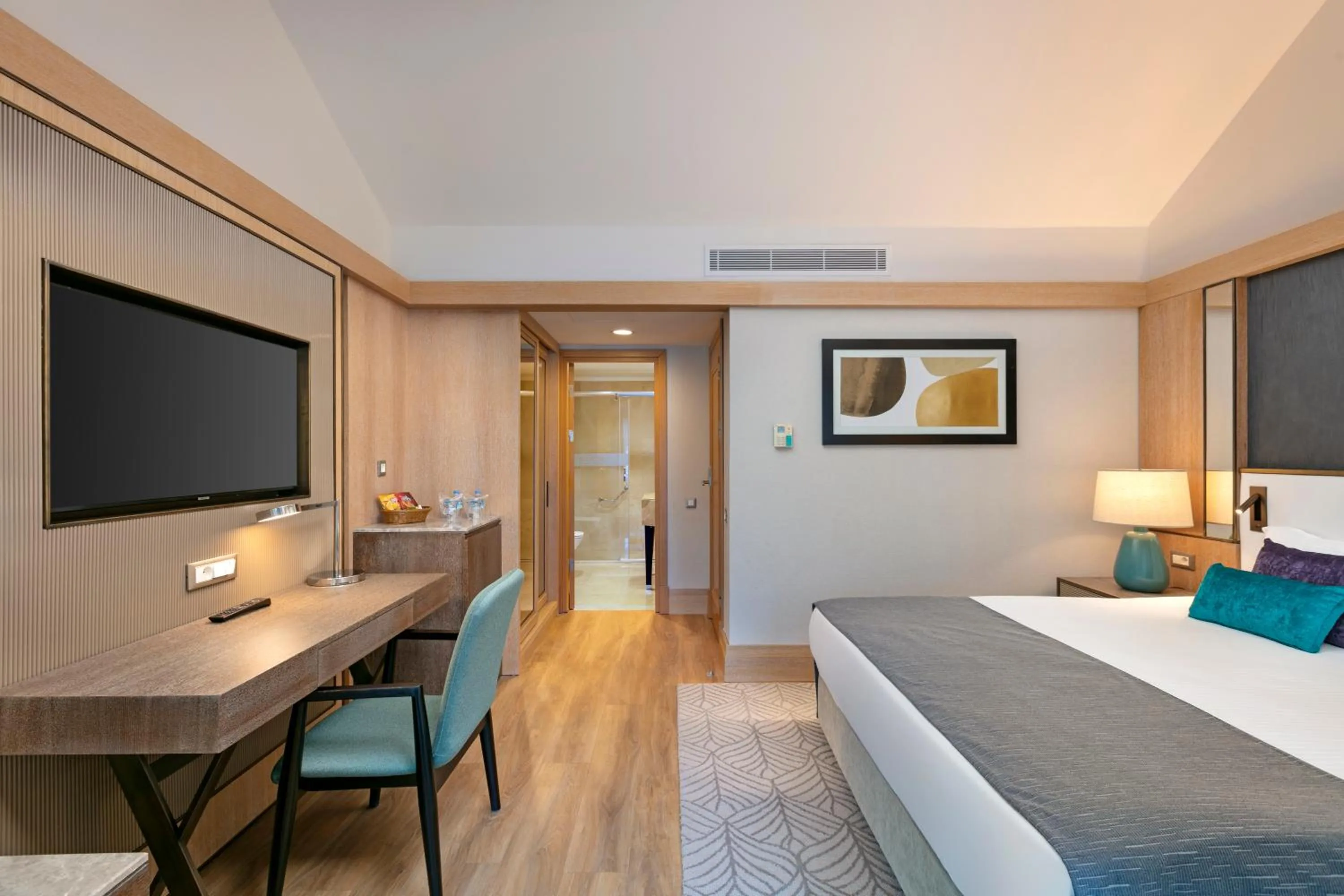 Toilet, Bed in Susesi Luxury Resort