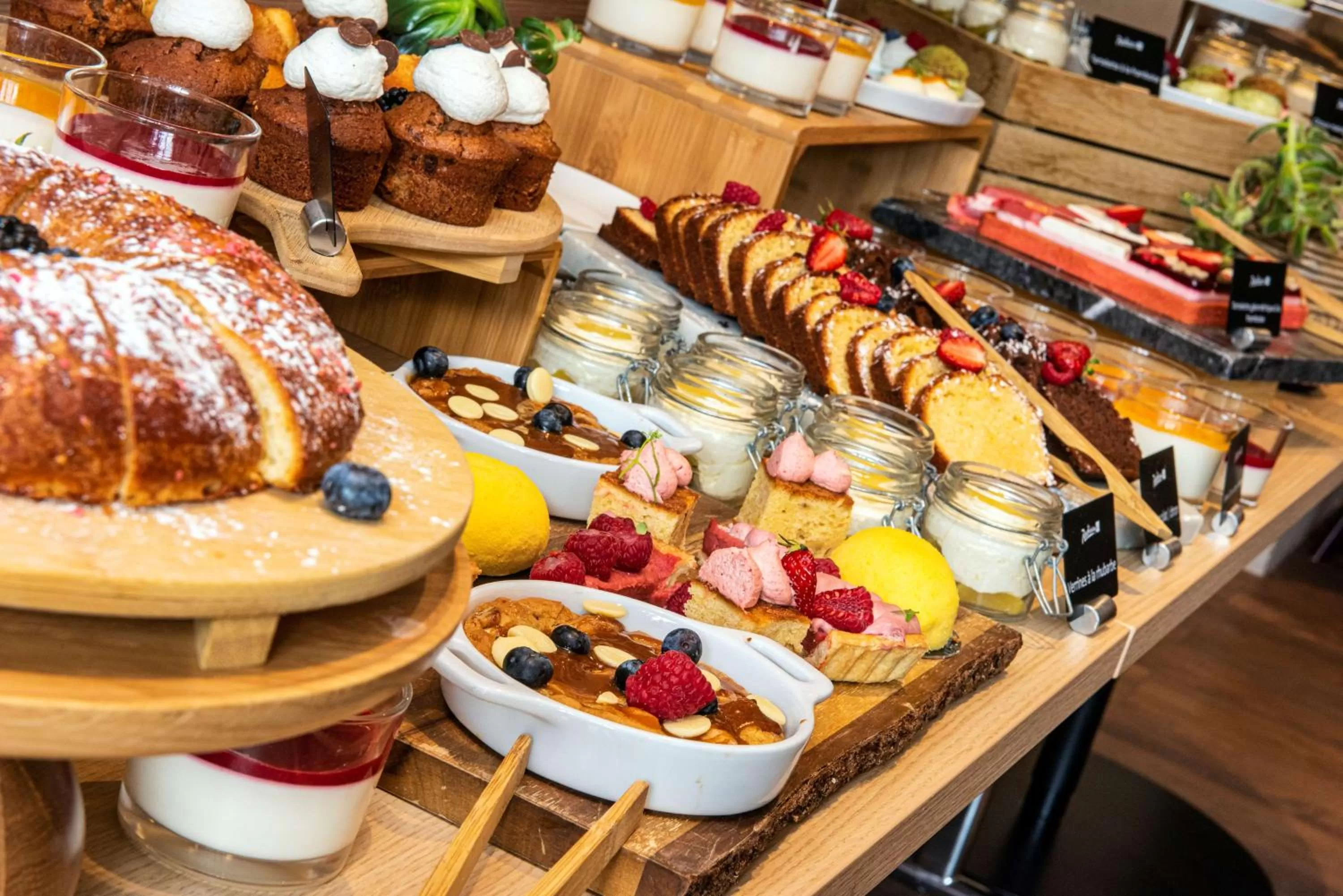 Food and drinks in Radisson Blu Hotel, Rouen Centre