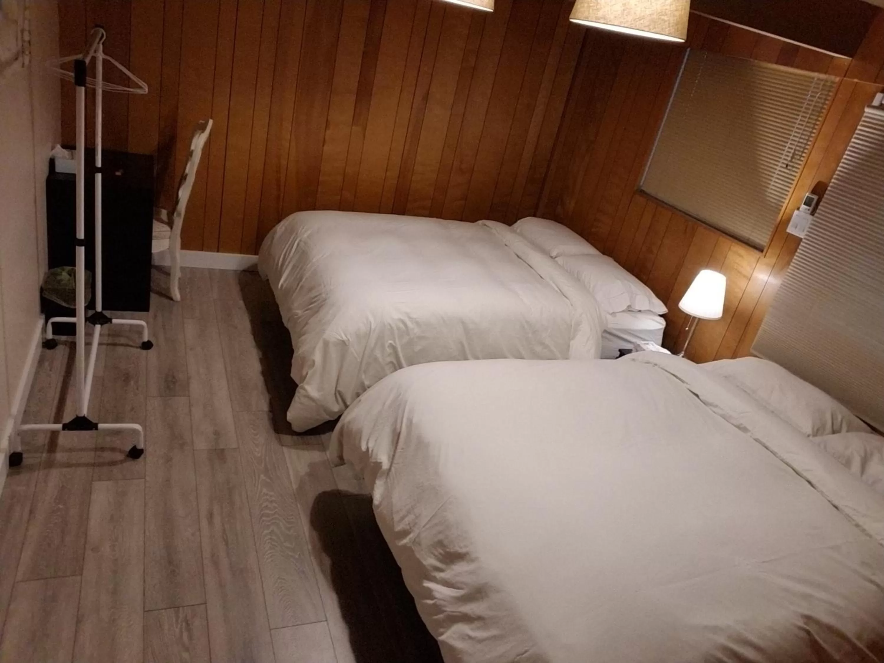 Bed in City Gardens Suites B&B