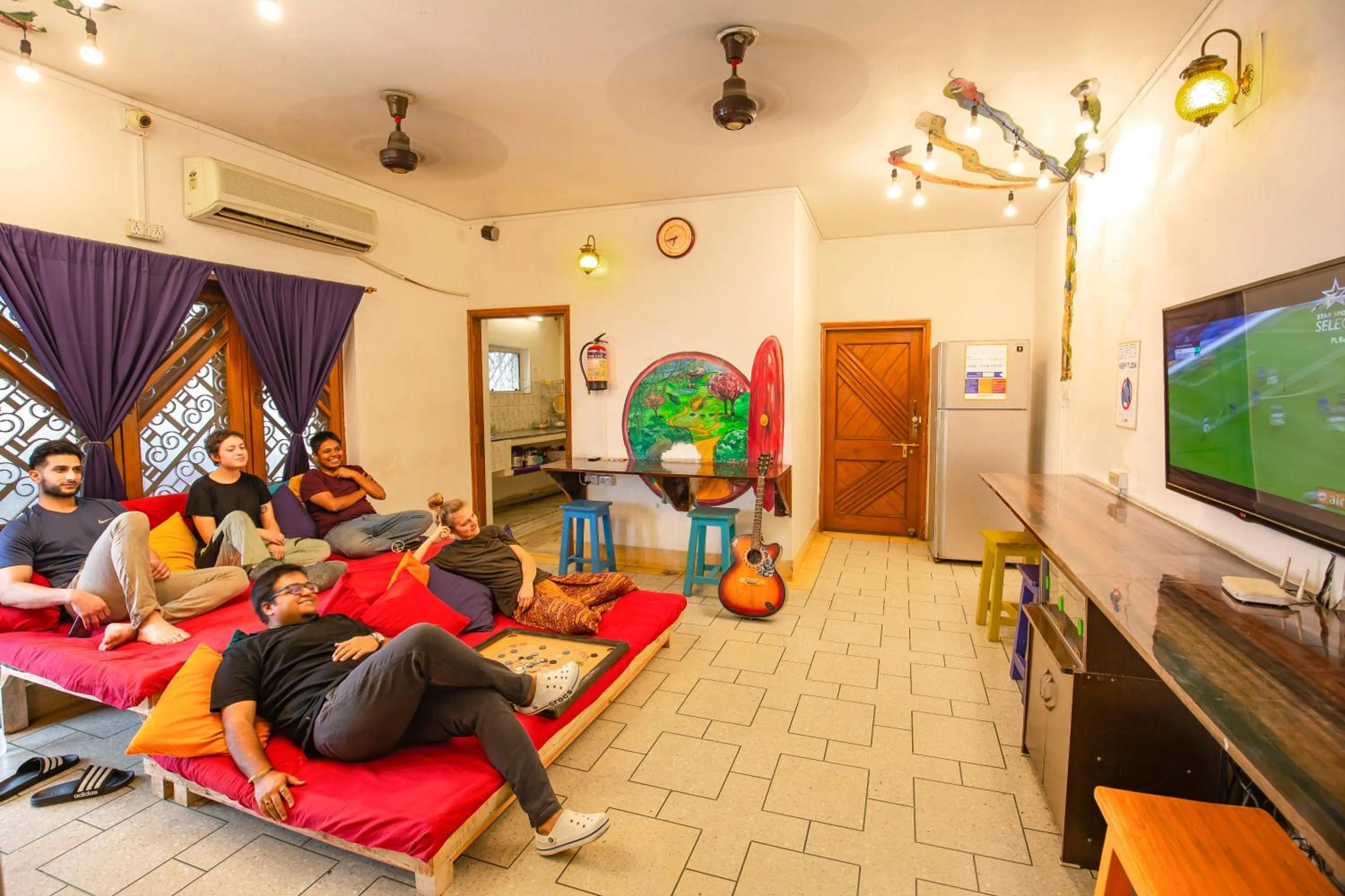 Seating area in goSTOPS Lite Varanasi