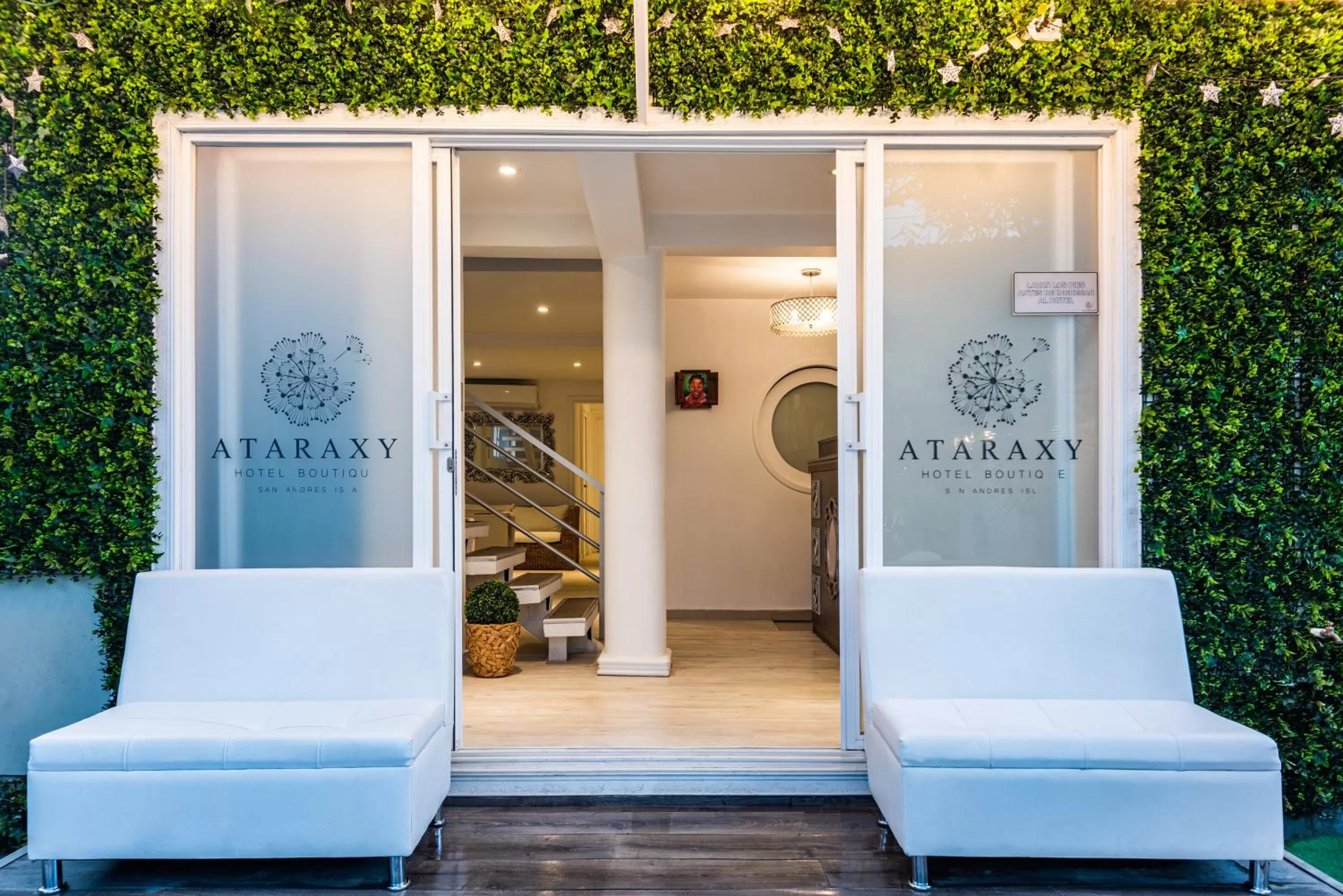 Facade/entrance in Ataraxy Hotel Boutique