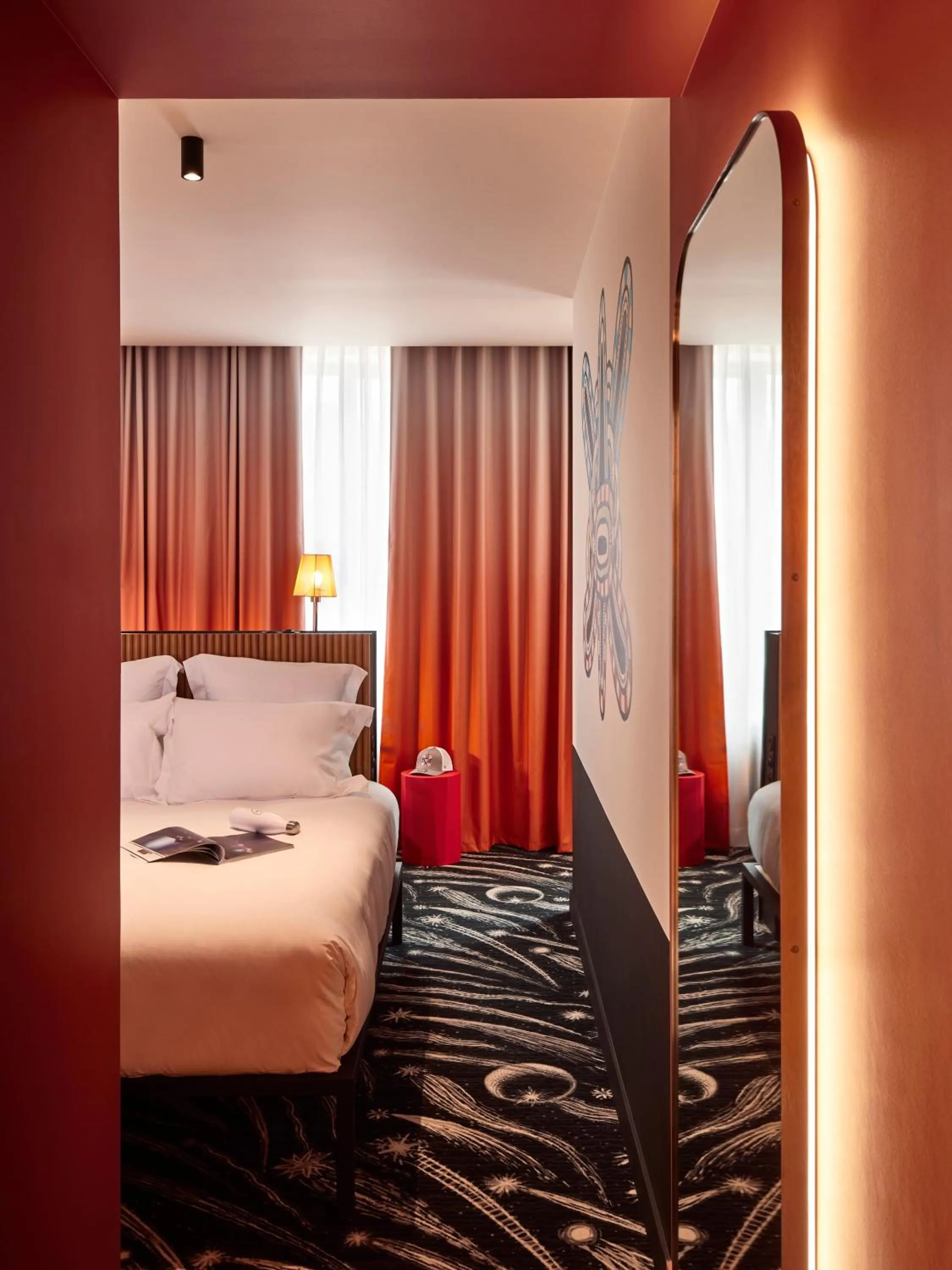 Bed in Mama Shelter Paris La Défense