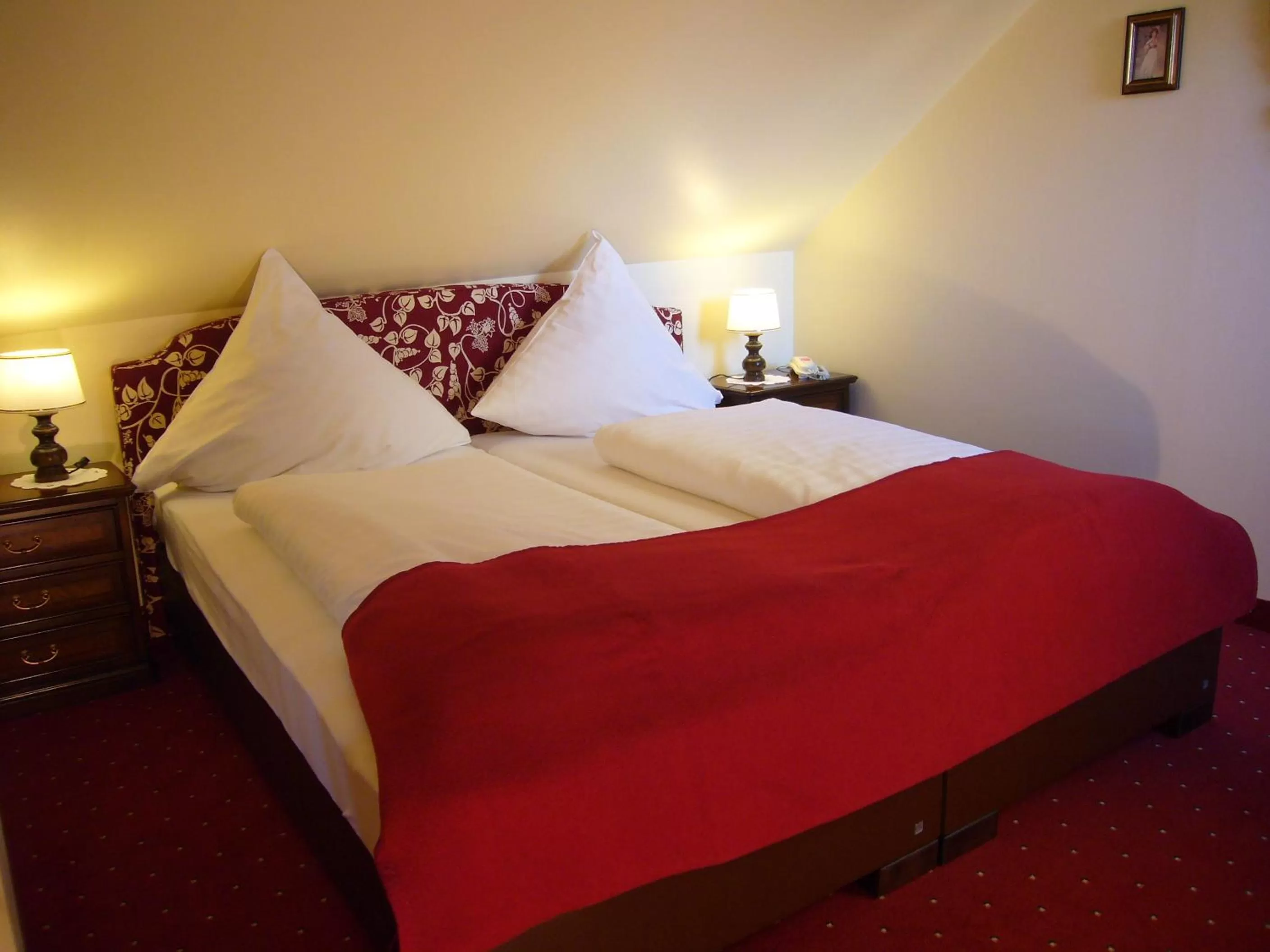 Bed in Klassik Hotel am Tor