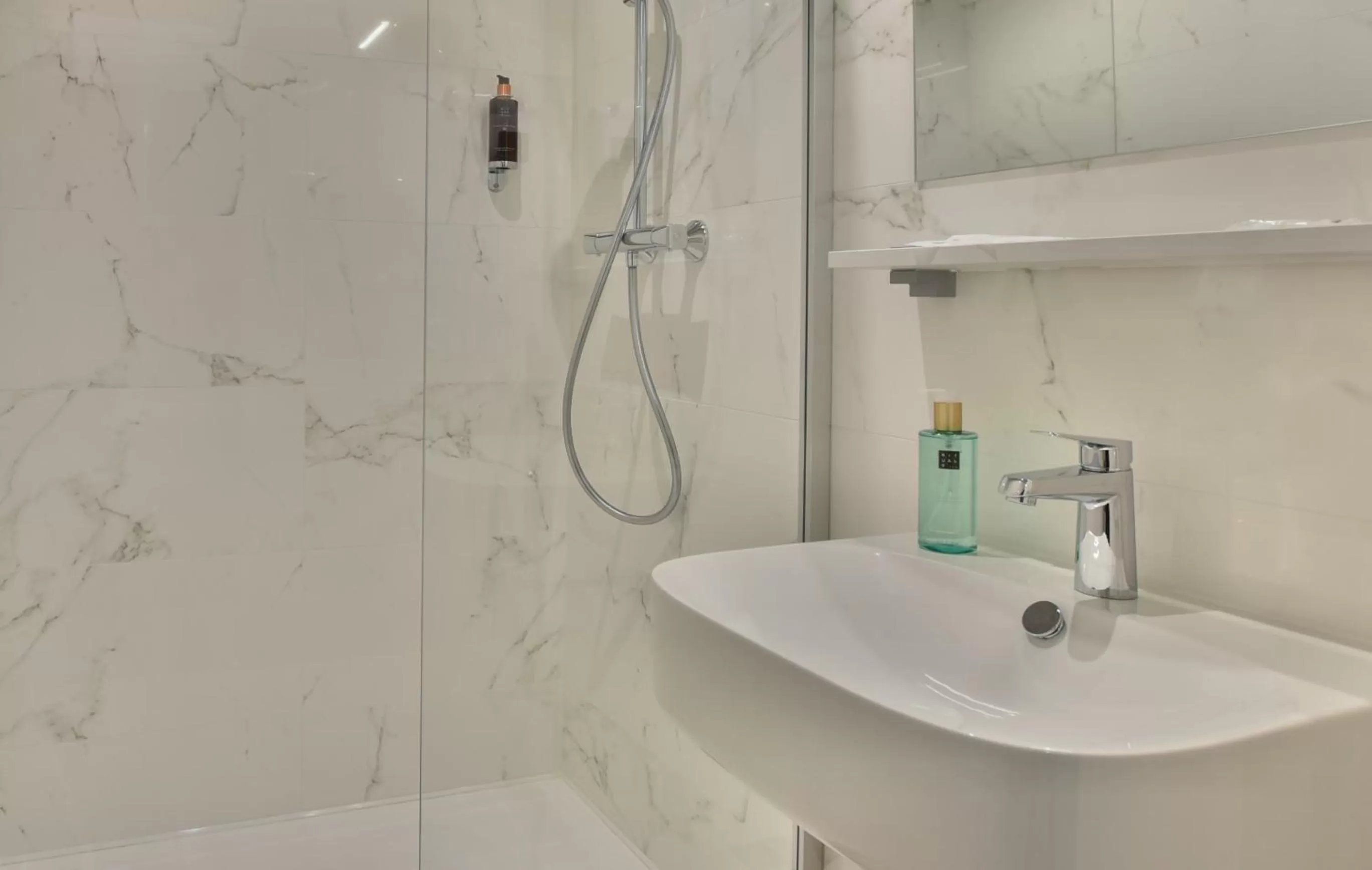 Twin Room in Hôtel Escale Oceania Lorient