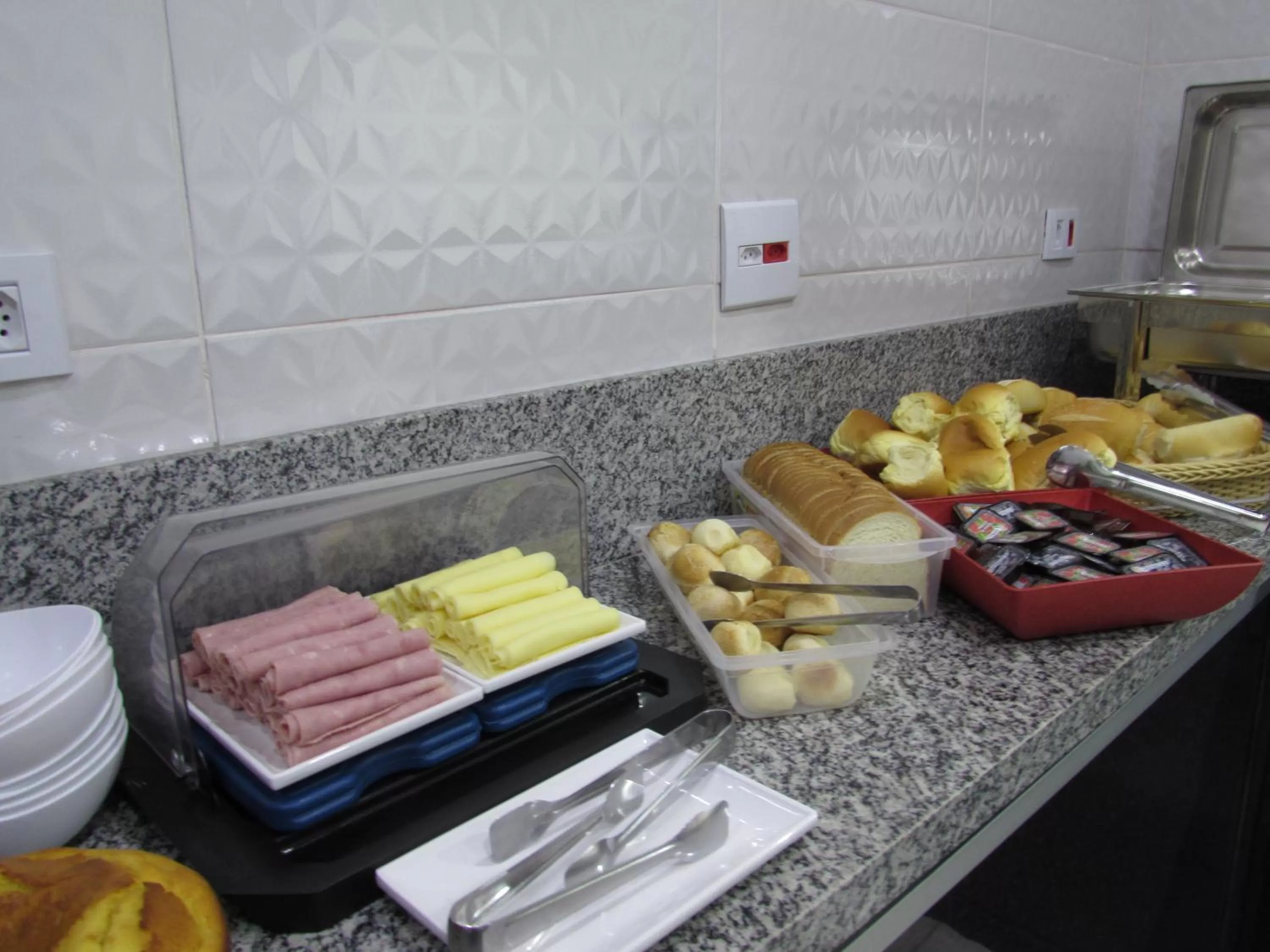 Food and drinks in Hotel Minho - Próximo a 25 de Março, Brás, Bom Retiro e Hospital Pérola Byington