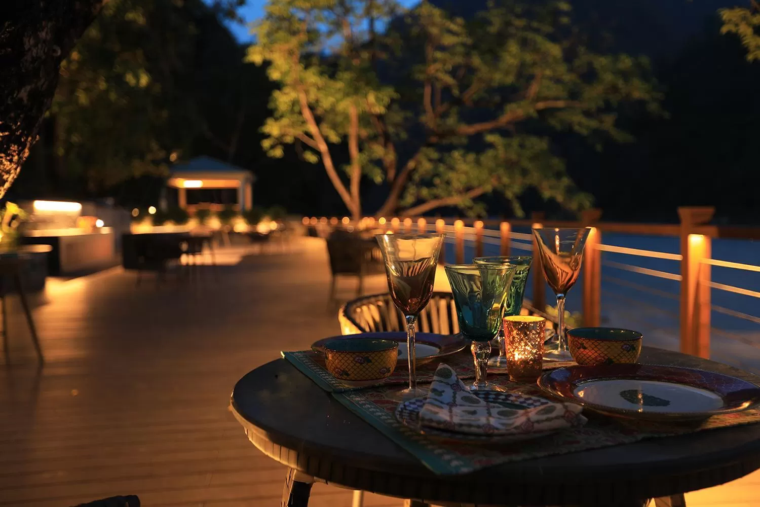 Food and drinks in Anand Kashi by the Ganges Rishikesh - IHCL Seleqtions