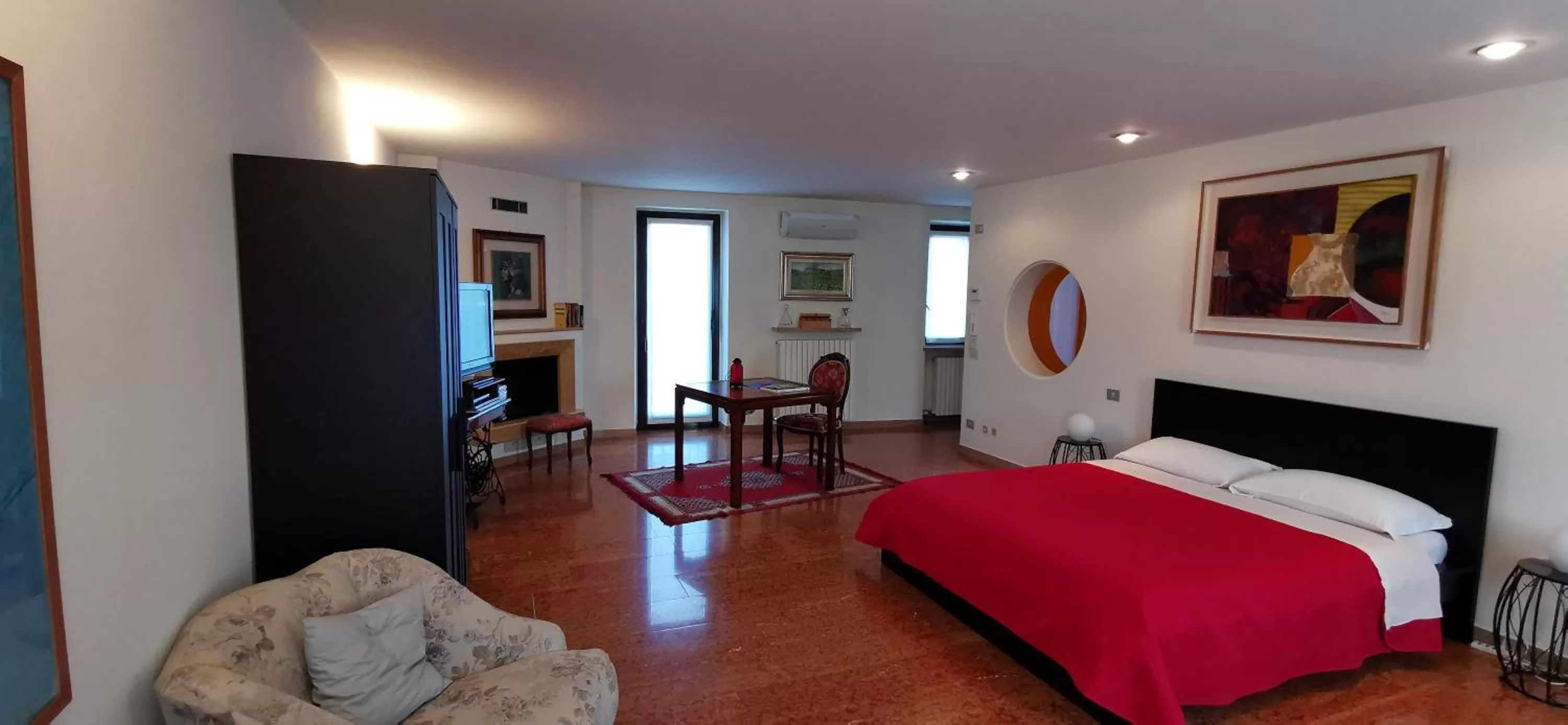 Photo of the whole room in A Casa di Tom