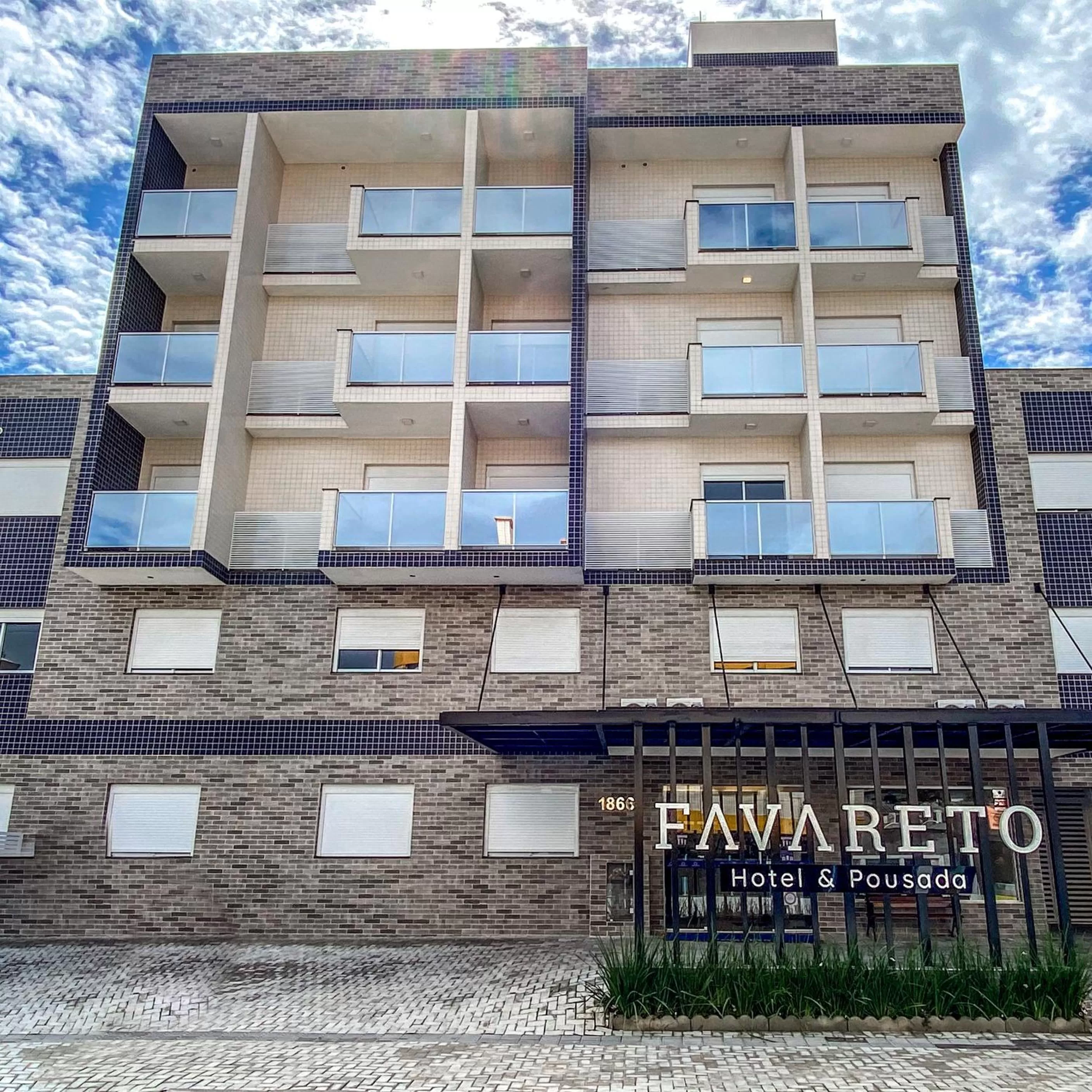 Hotel & Pousada Favareto