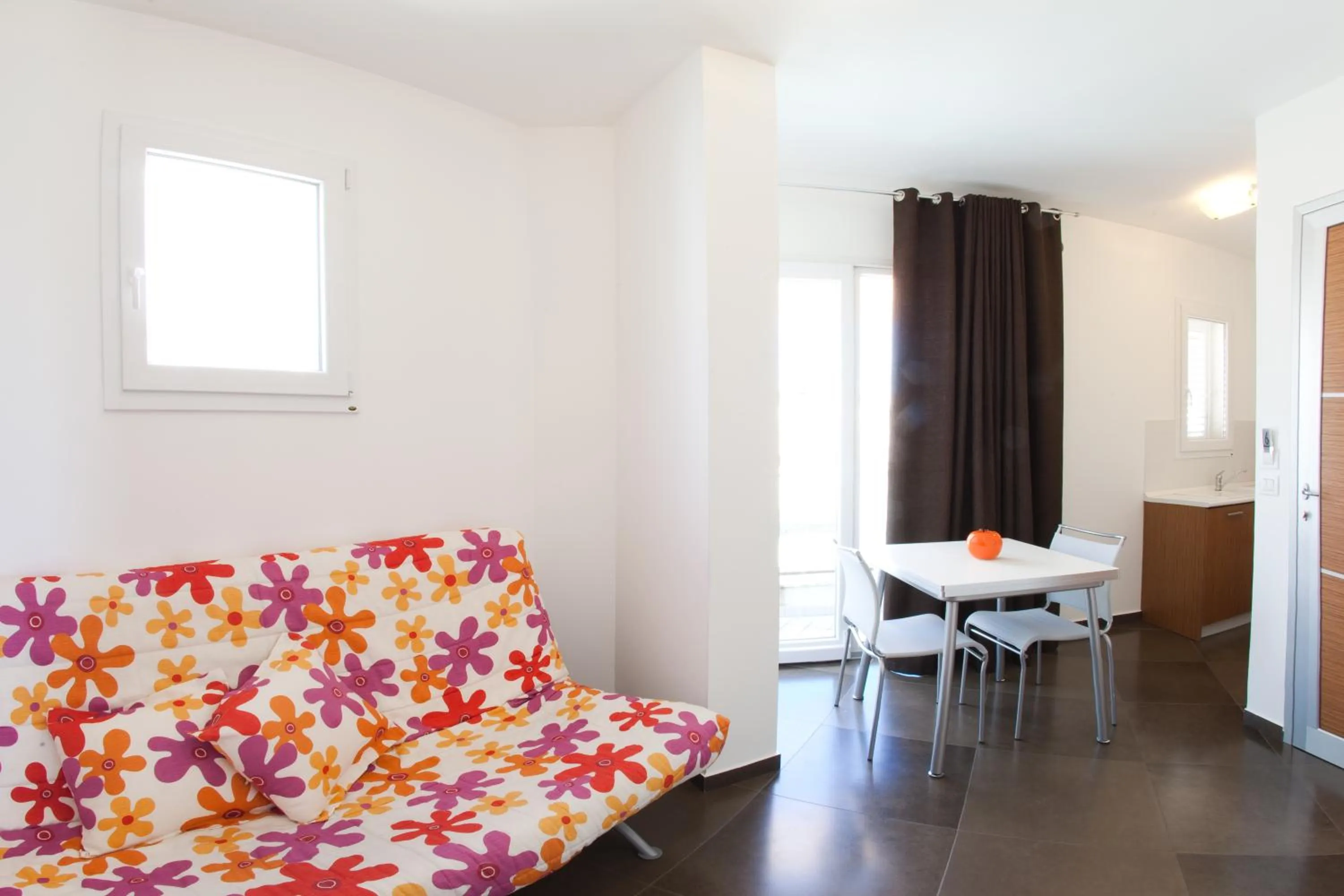 Living room in Ragusa Inn