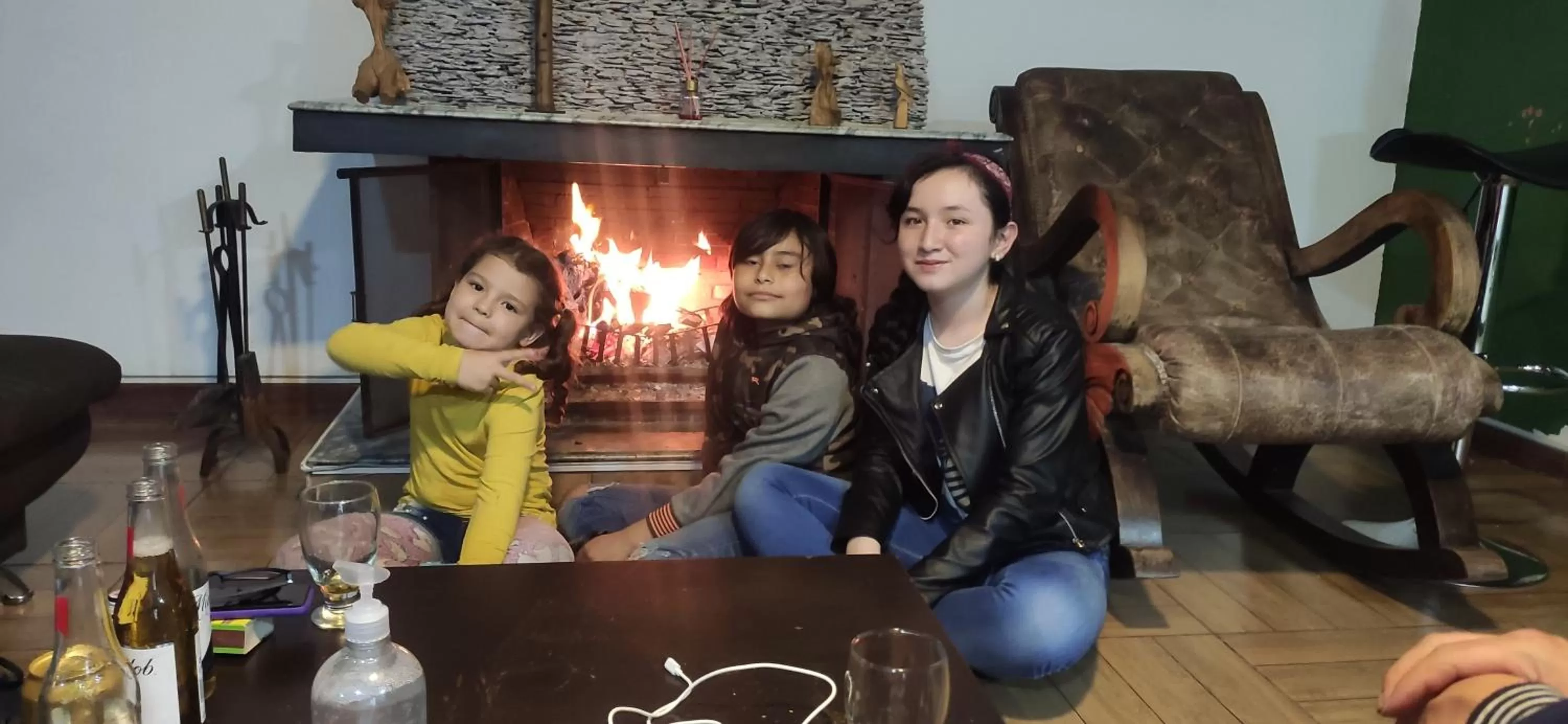 People in acogedor Hostal usaquen la parada del tren