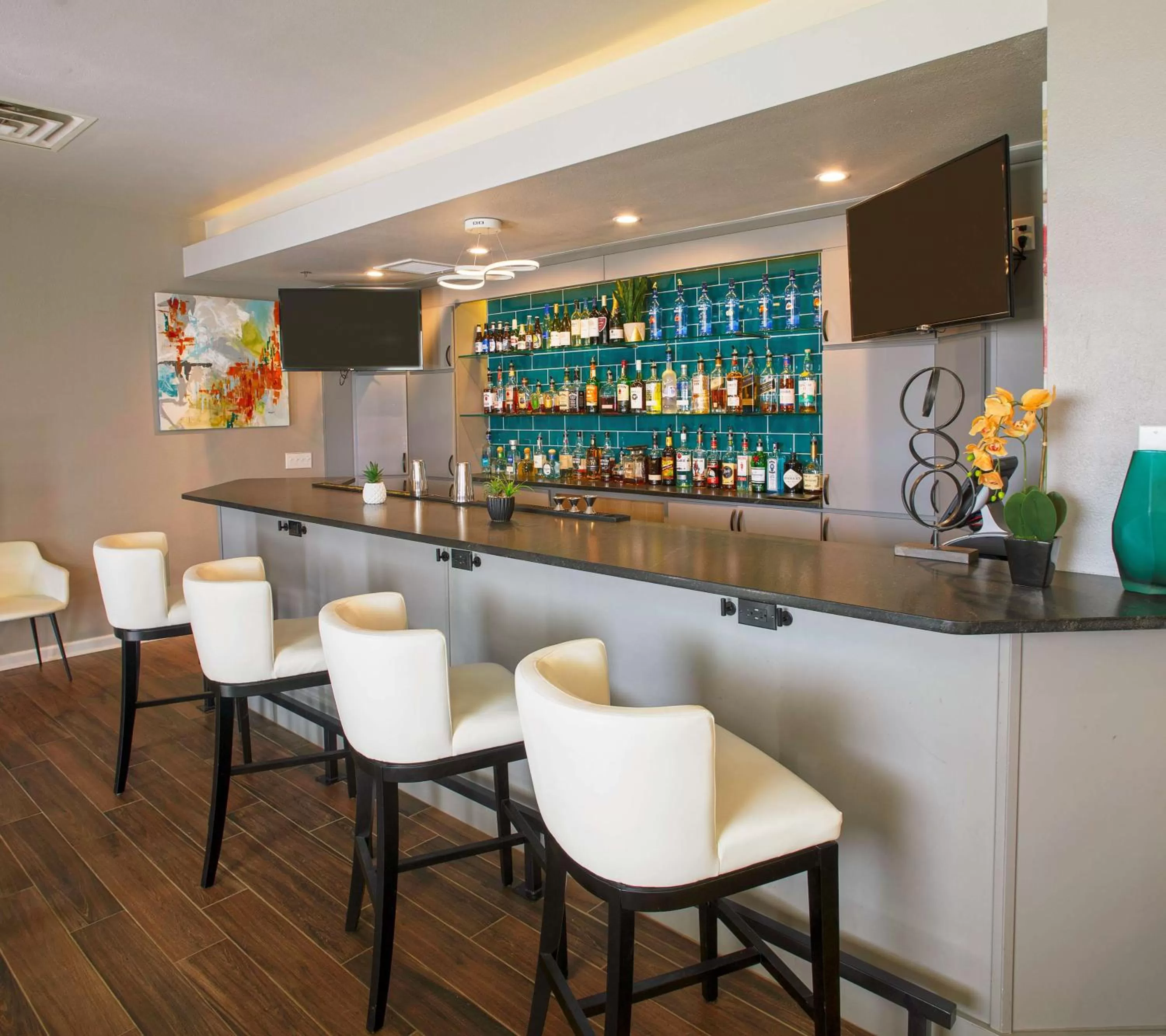 Lounge or bar in Hilton Garden Inn Bentonville Rogers
