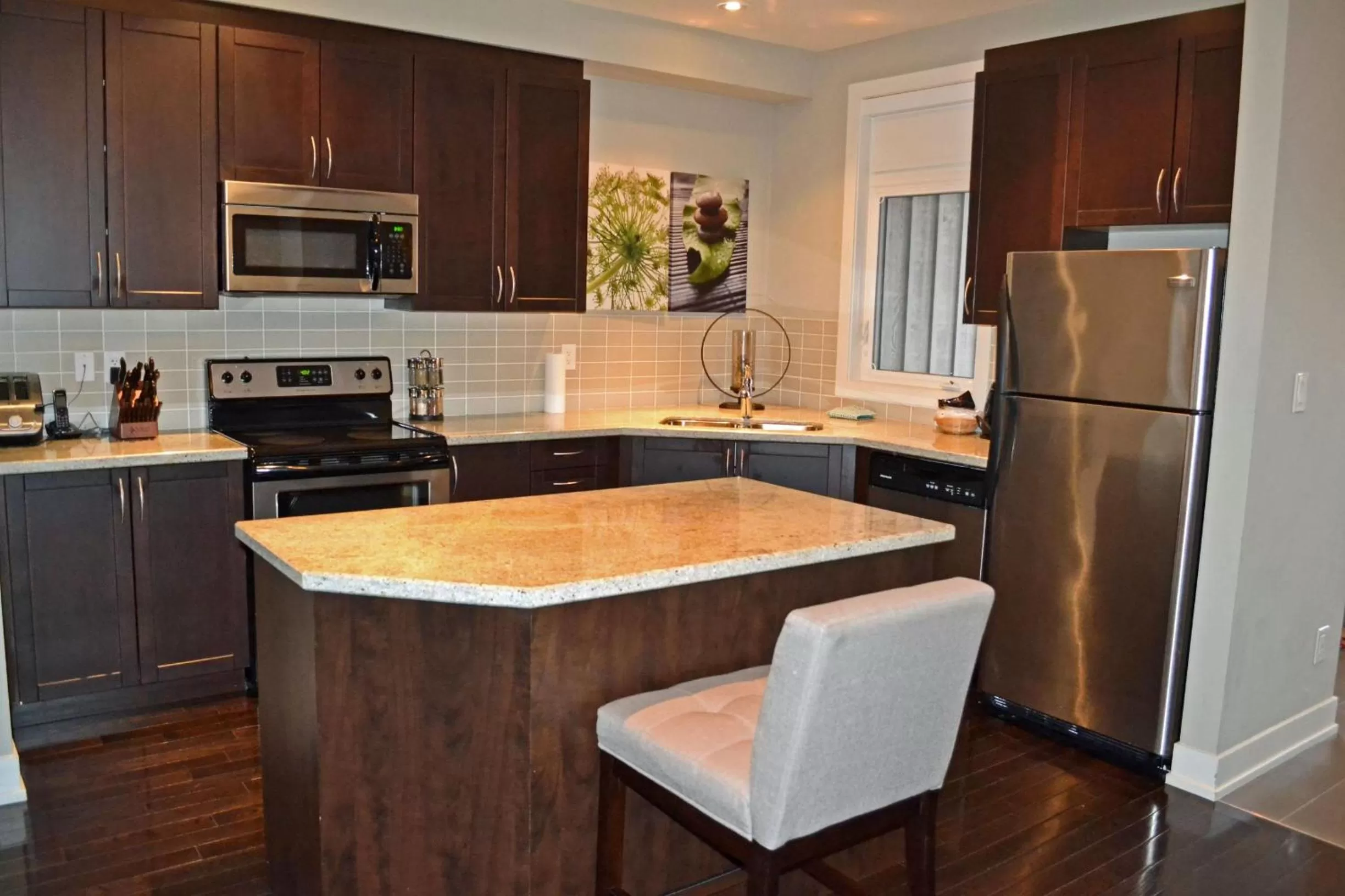 Kitchen or kitchenette in Muskoka Bay Resort