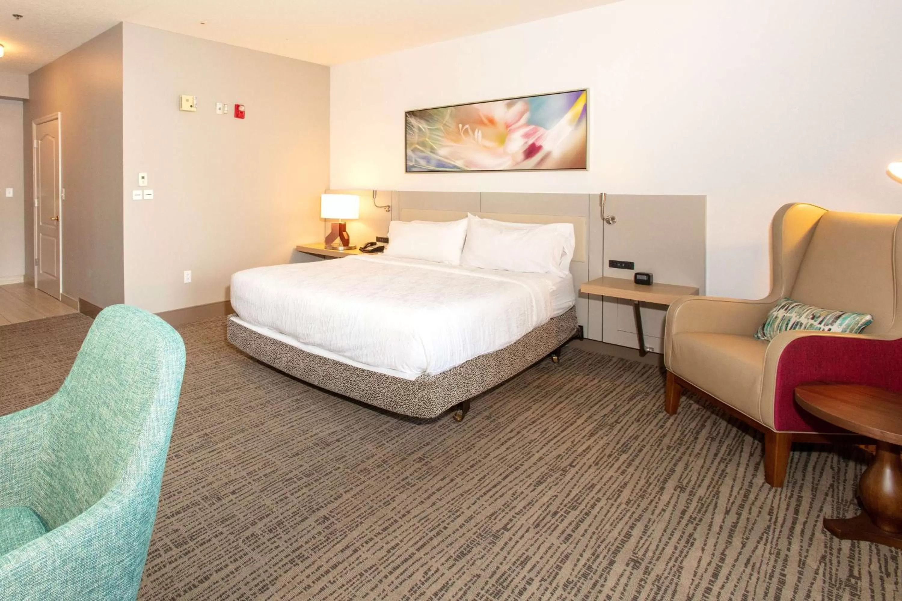 Bed in Hilton Garden Inn Jacksonville Airport