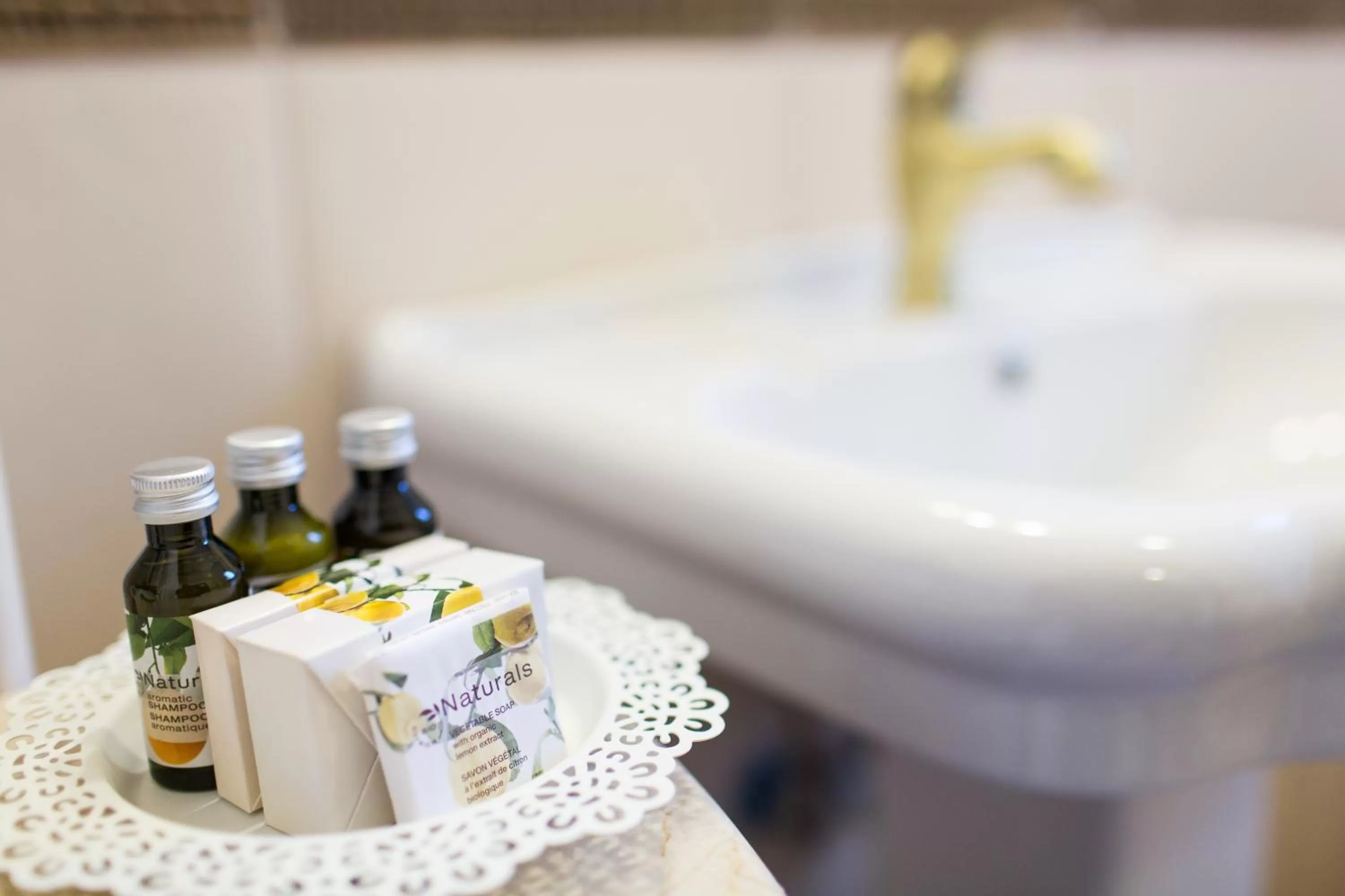 Bathroom in Vila Paris Boutique Hotel