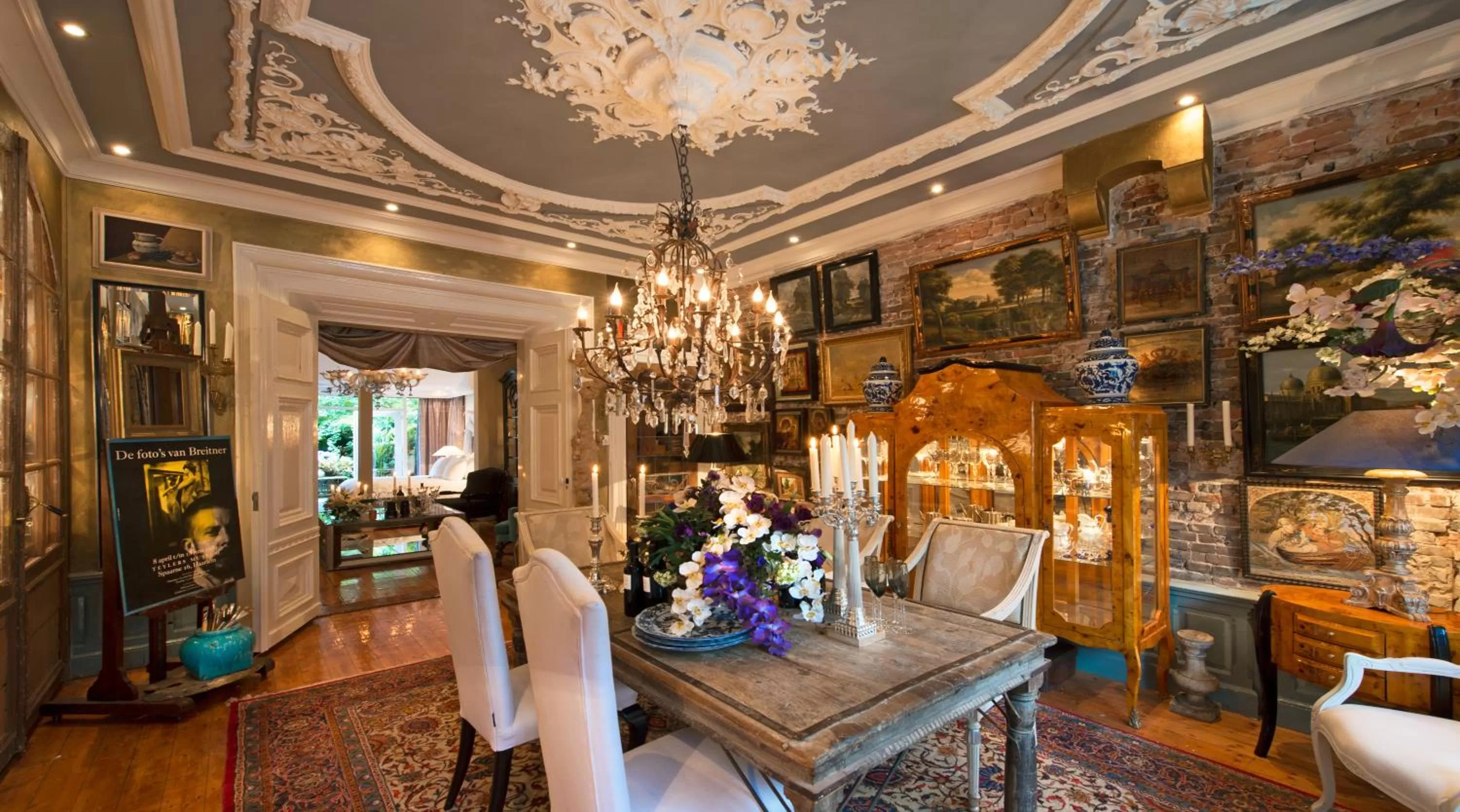 Photo of the whole room in Breitner House