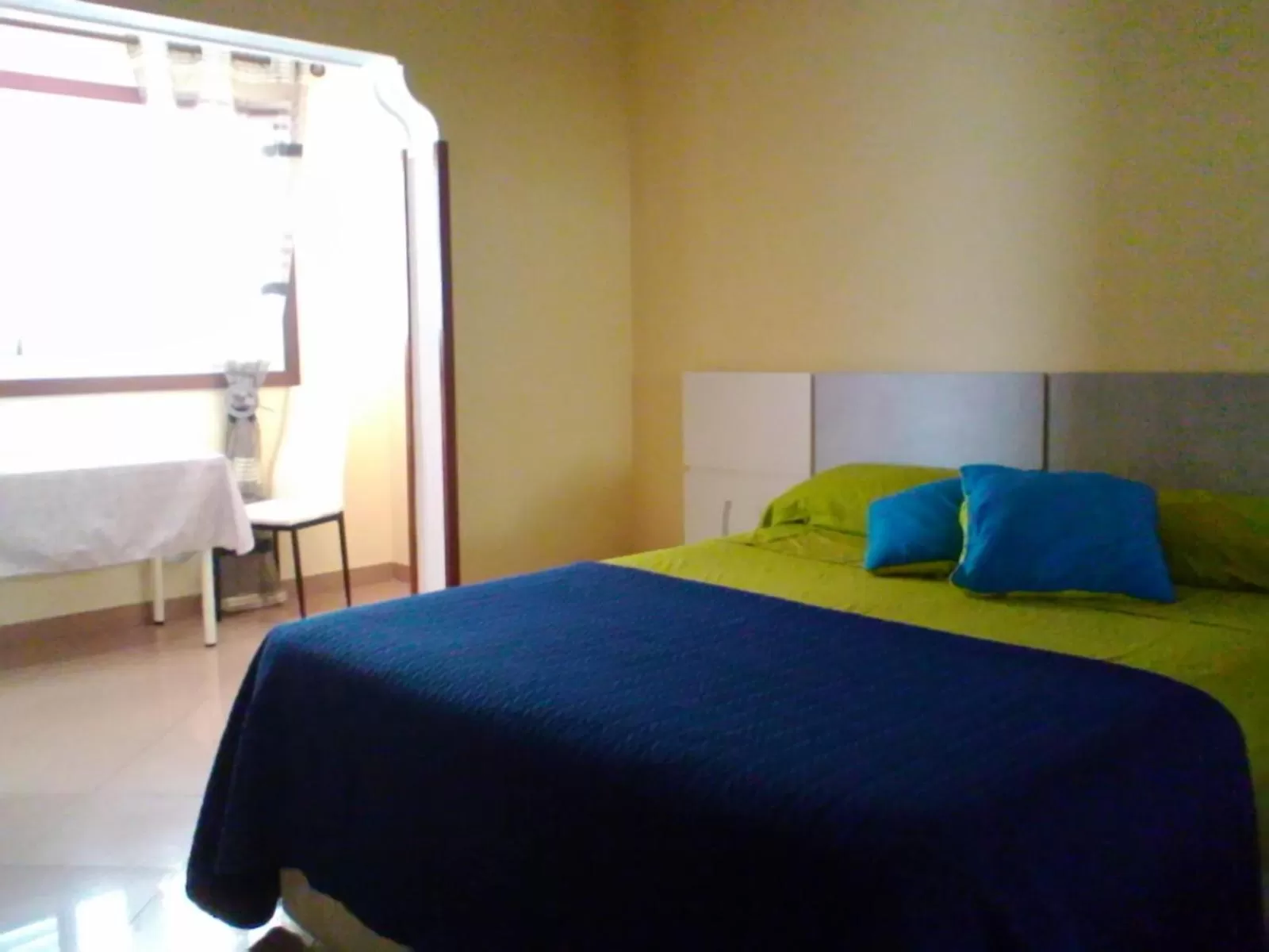 Photo of the whole room, Bed in B&B Paraiso del Sol