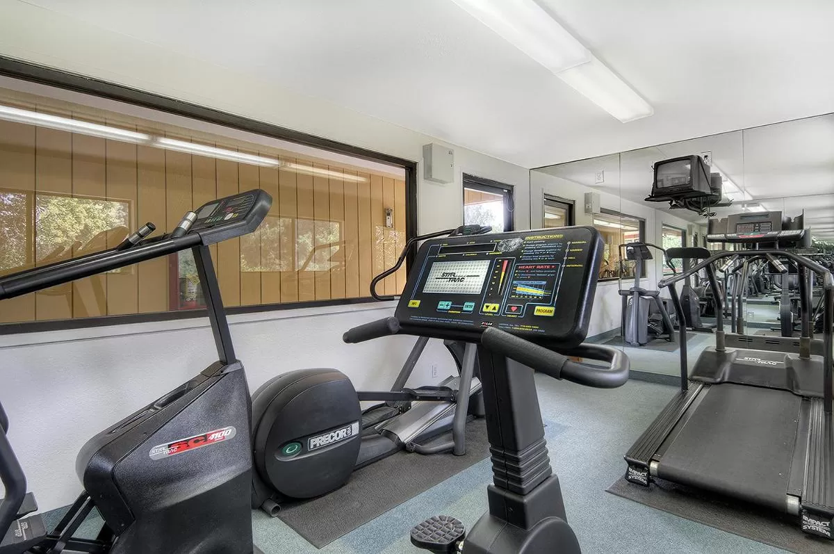 Fitness centre/facilities in County Inn