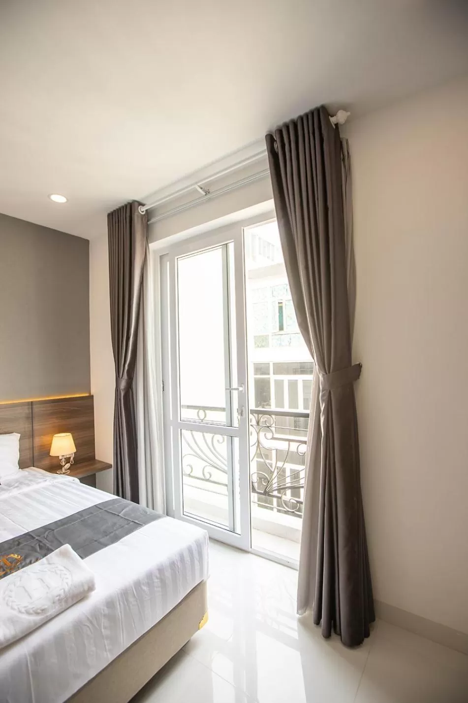 Balcony/Terrace, Bed in Hera Hotel Airport