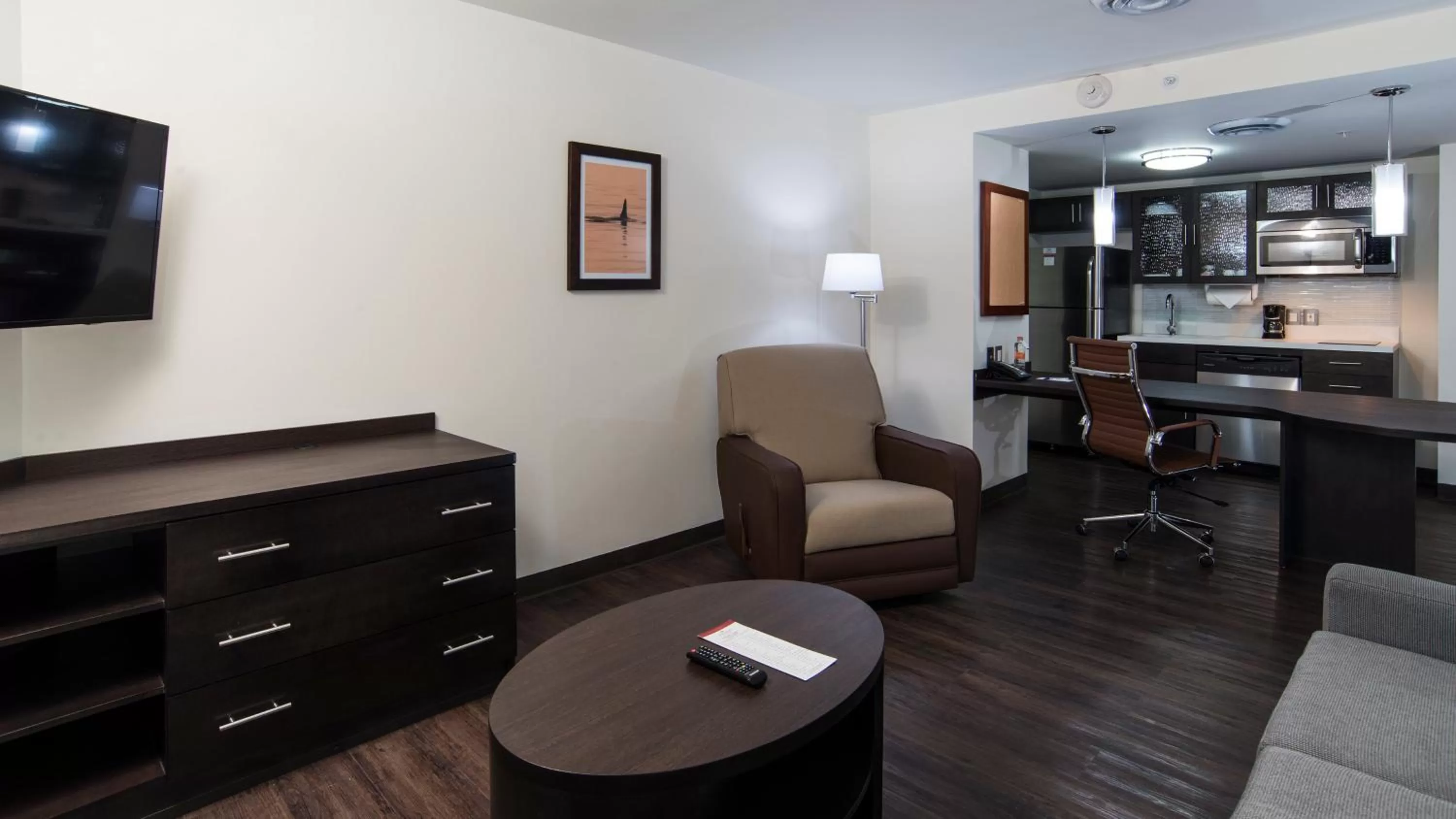 Photo of the whole room in Candlewood Suites - Queretaro Juriquilla by IHG