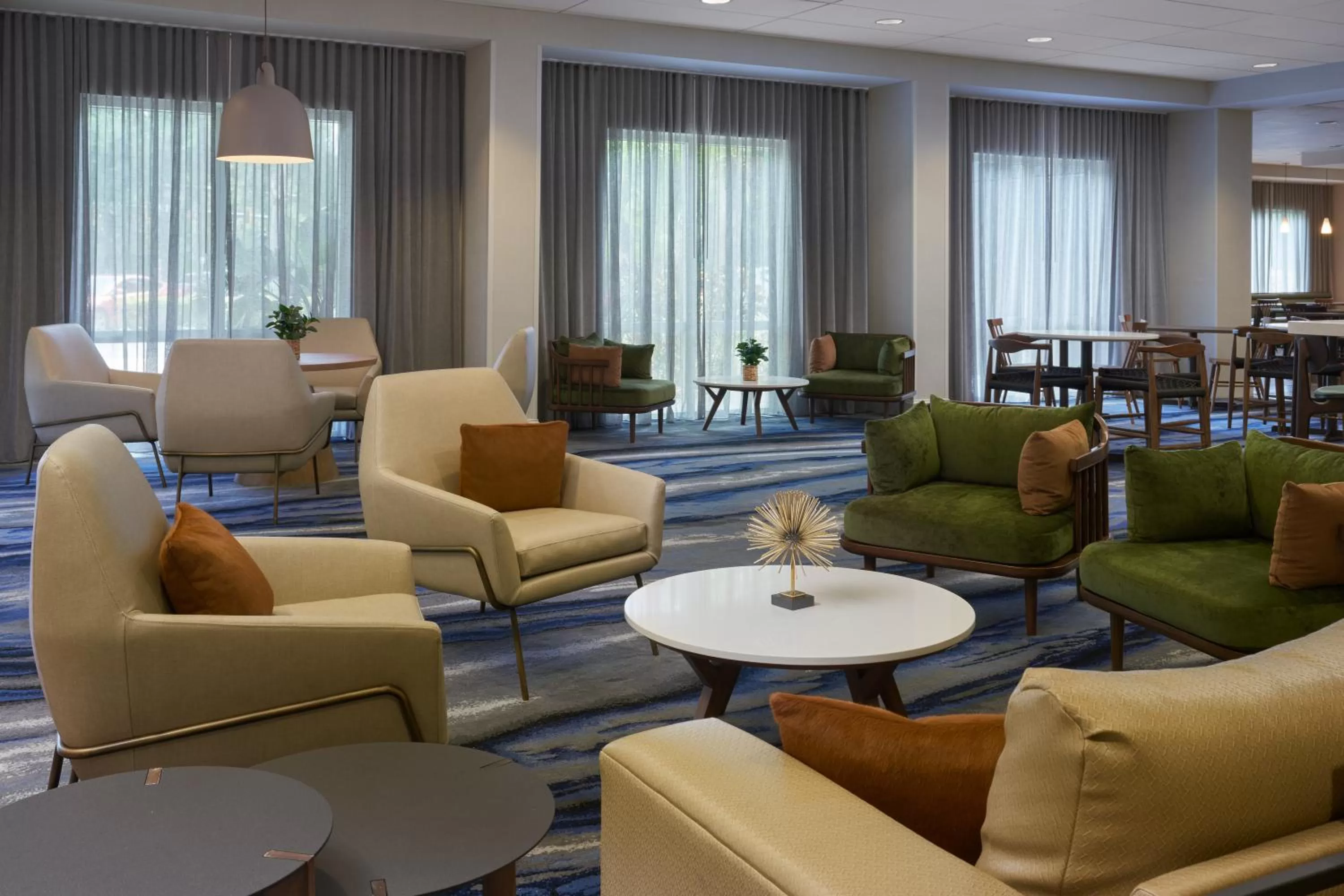 Lobby or reception in Fairfield Inn & Suites by Marriott Orlando International Drive/Convention Center