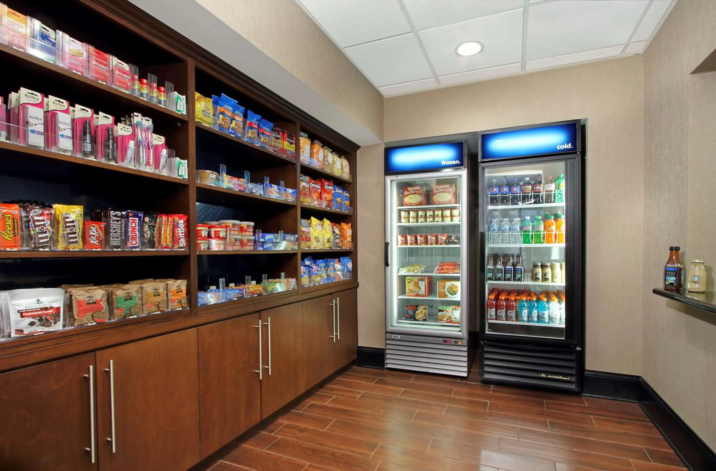 Restaurant/places to eat in Hampton Inn & Suites Columbus Hilliard