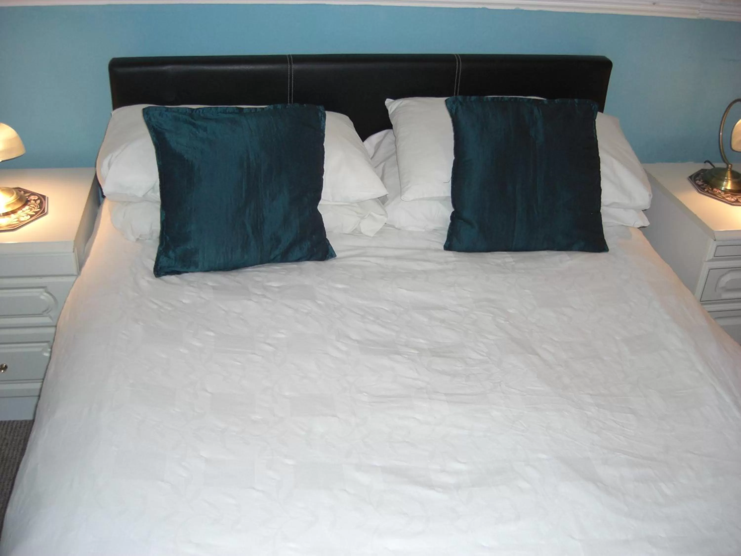 Bed in Lynebank House Hotel, Bed & Breakfast