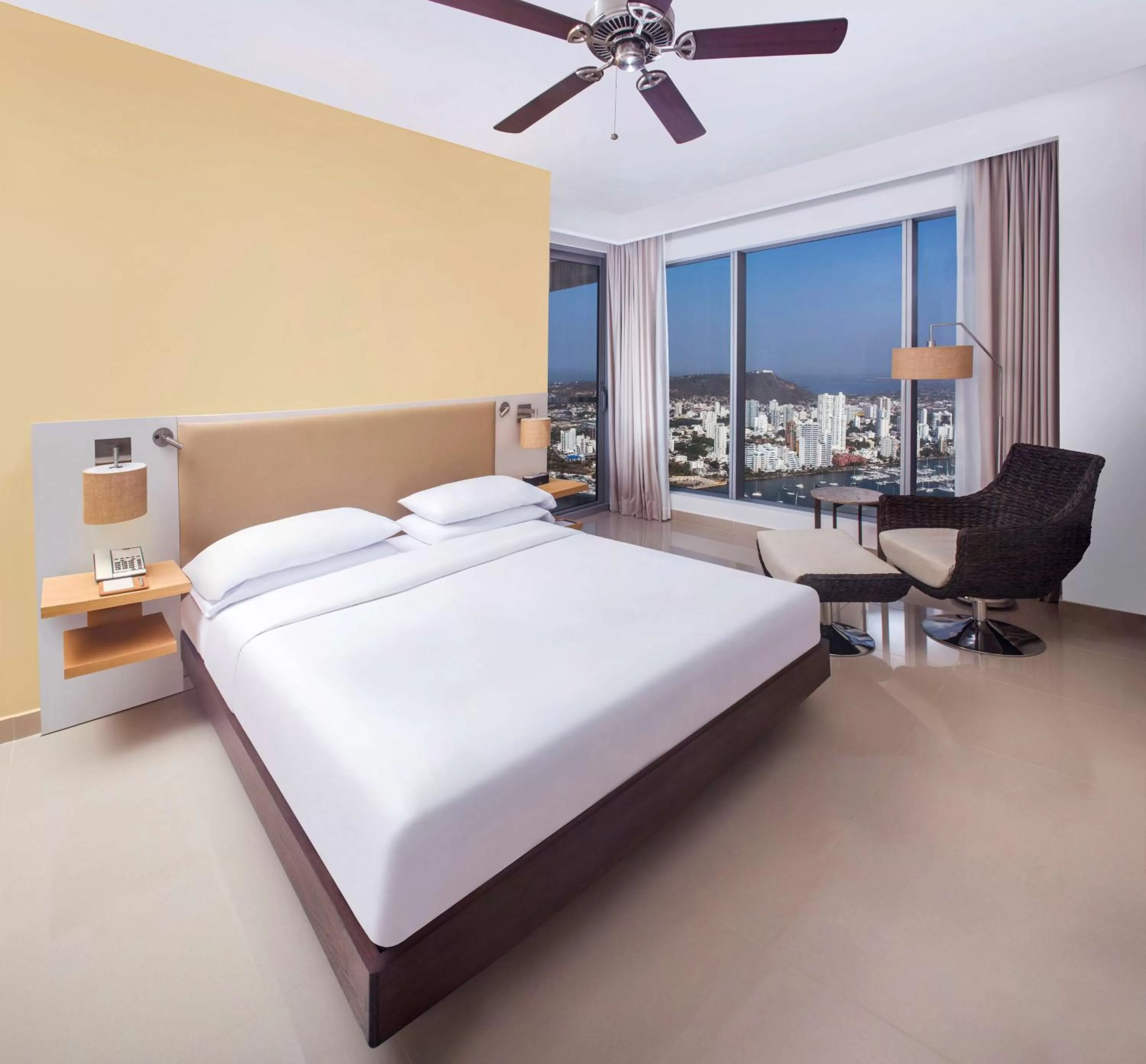 Photo of the whole room, Bed in Hyatt Regency Cartagena
