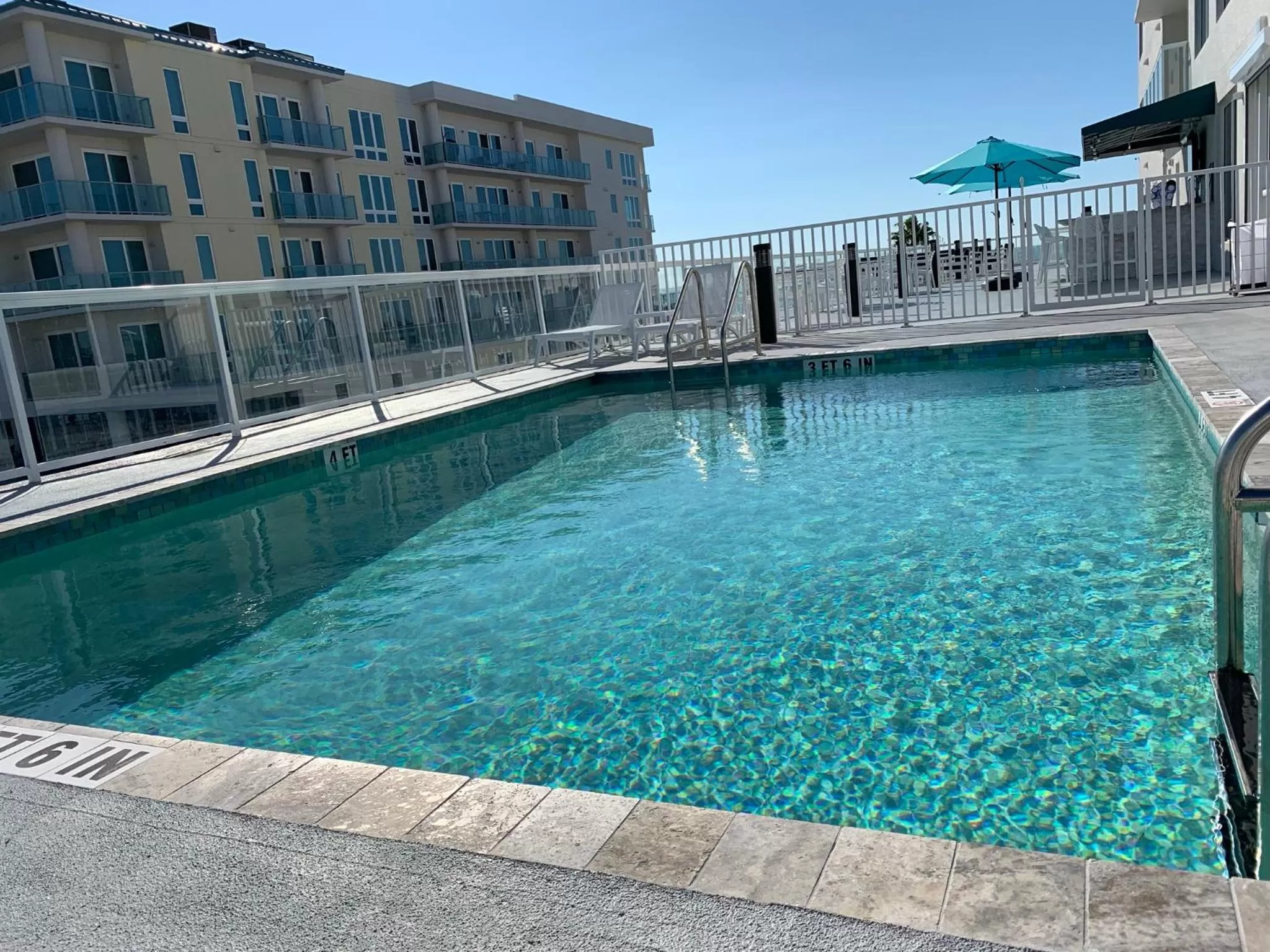 Balcony/Terrace in The Avalon Club