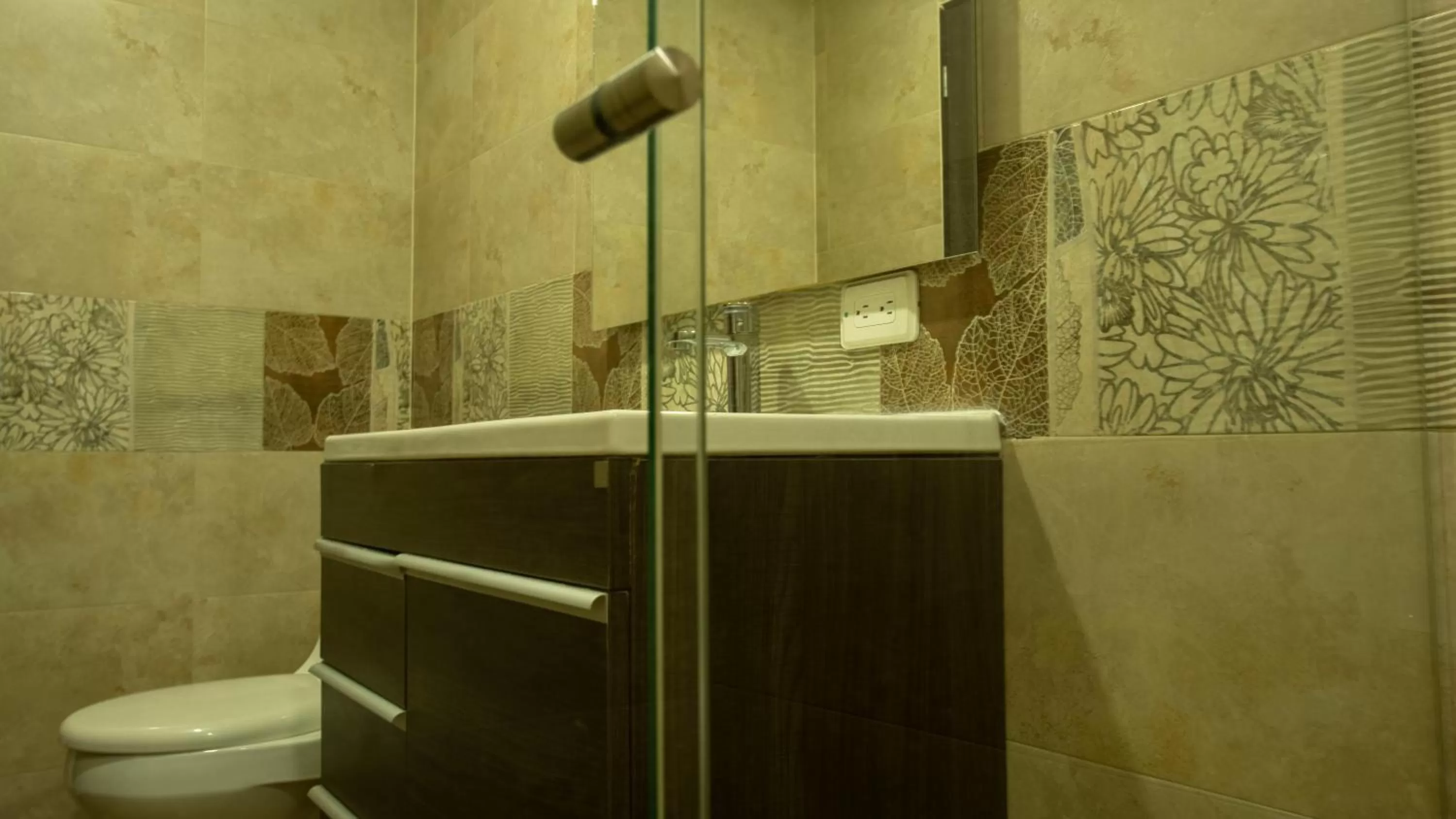 Bathroom in Hollywood Beach Suite