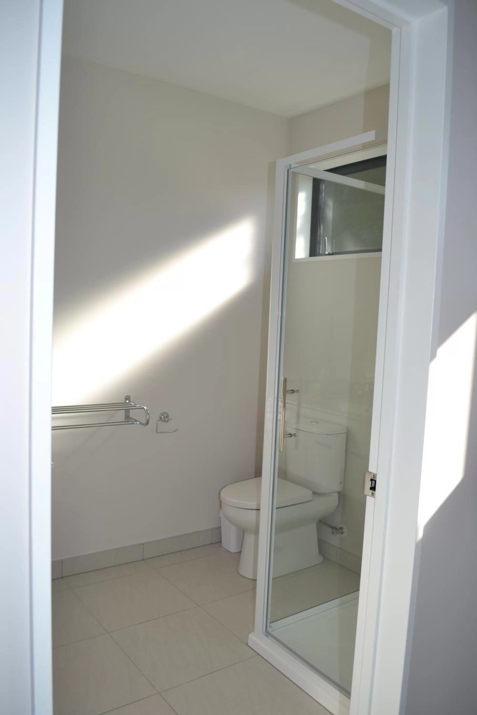 Bathroom in 319 Addington Motel